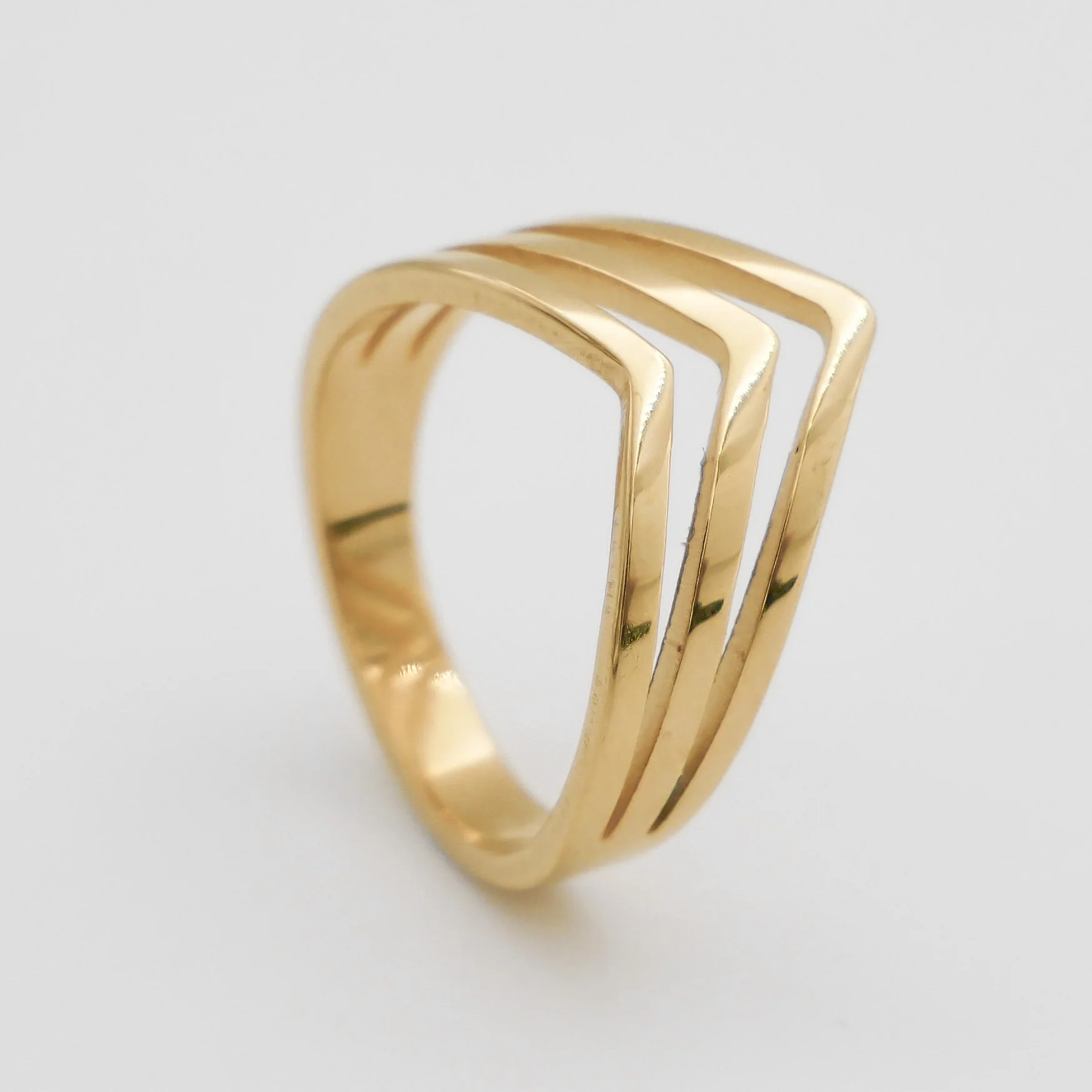 3 Strand Chevron Ring - Image 3
