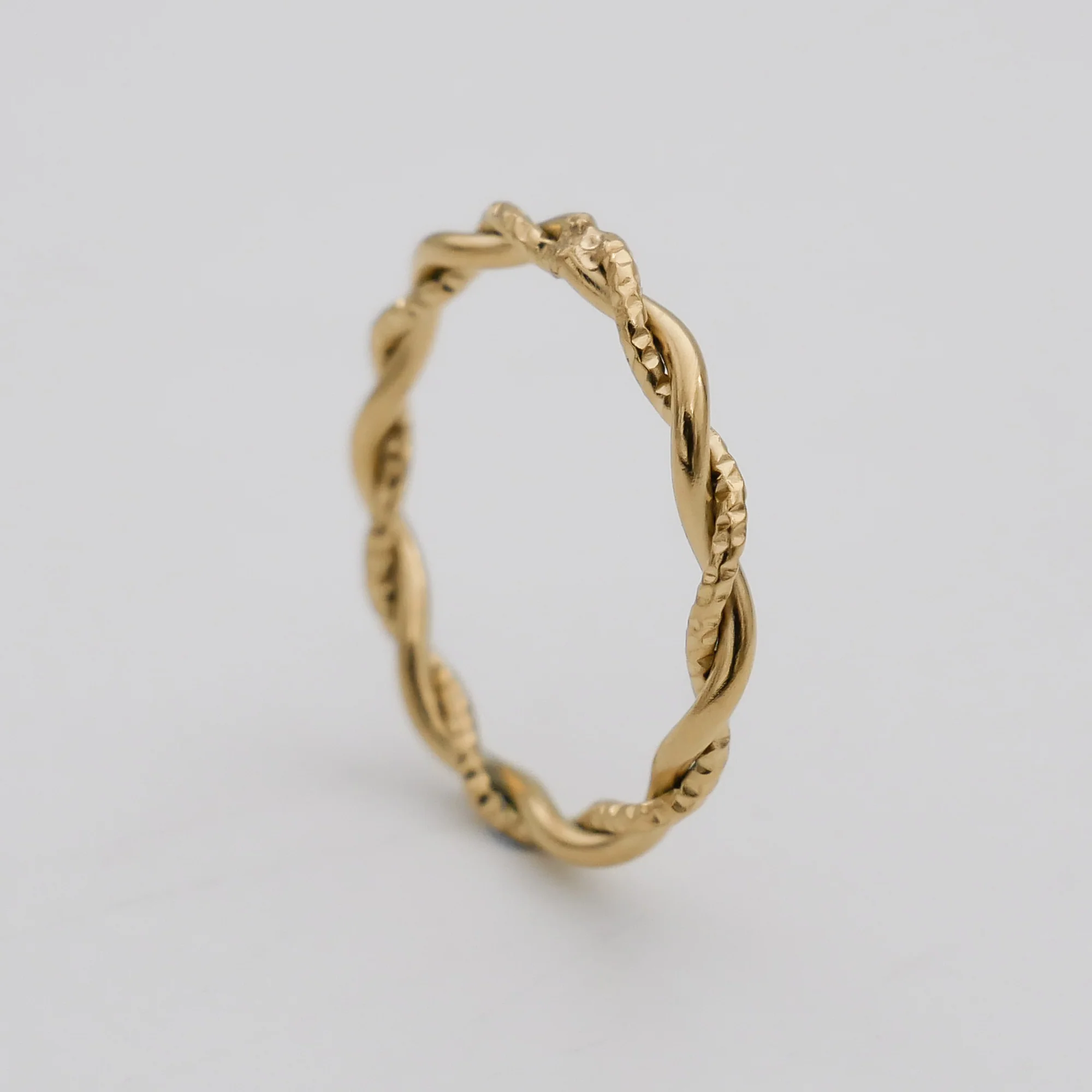 Aicha Twisted Ring - Image 4