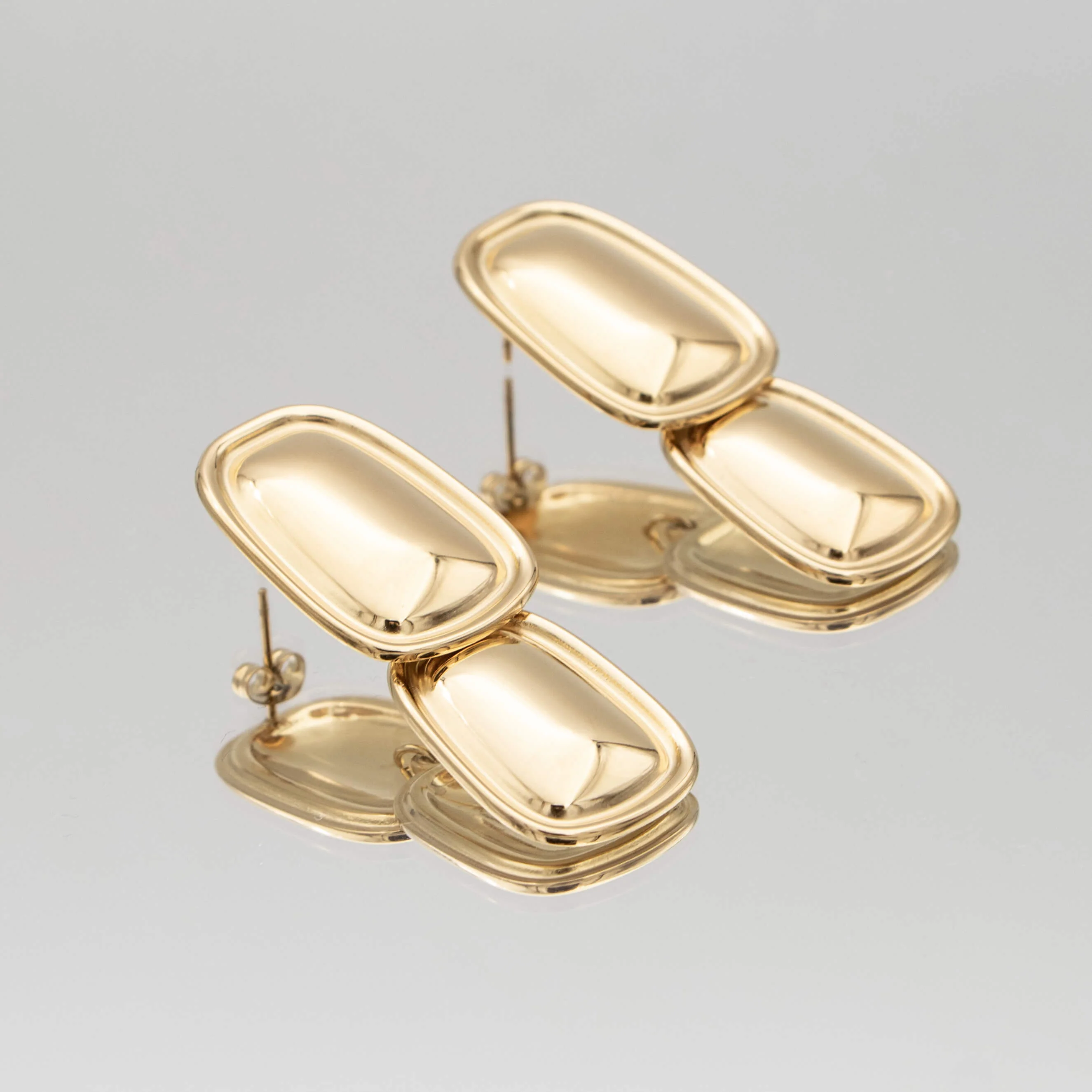Aiza Drop Earrings - Image 3