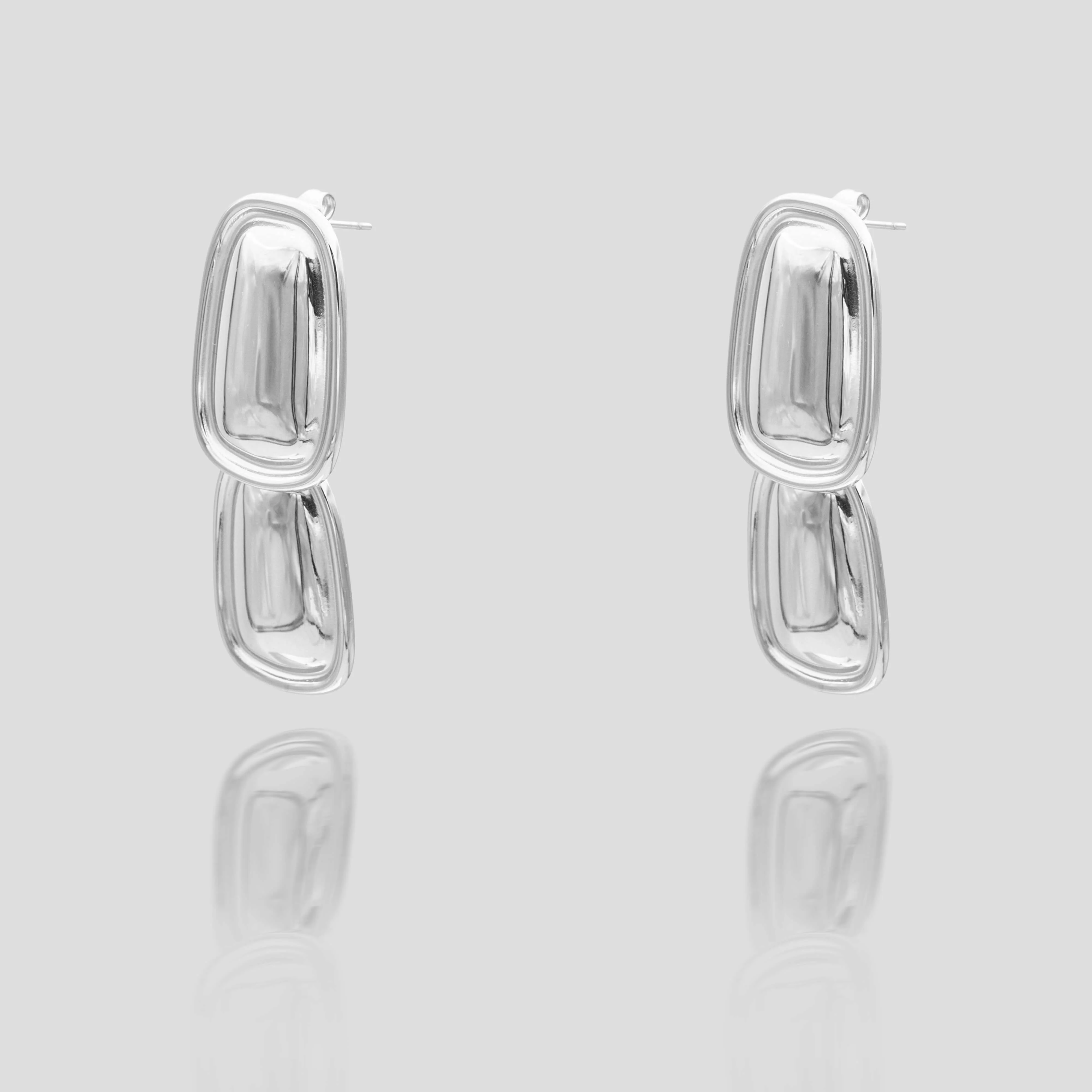 Aiza Drop Earrings - Image 7