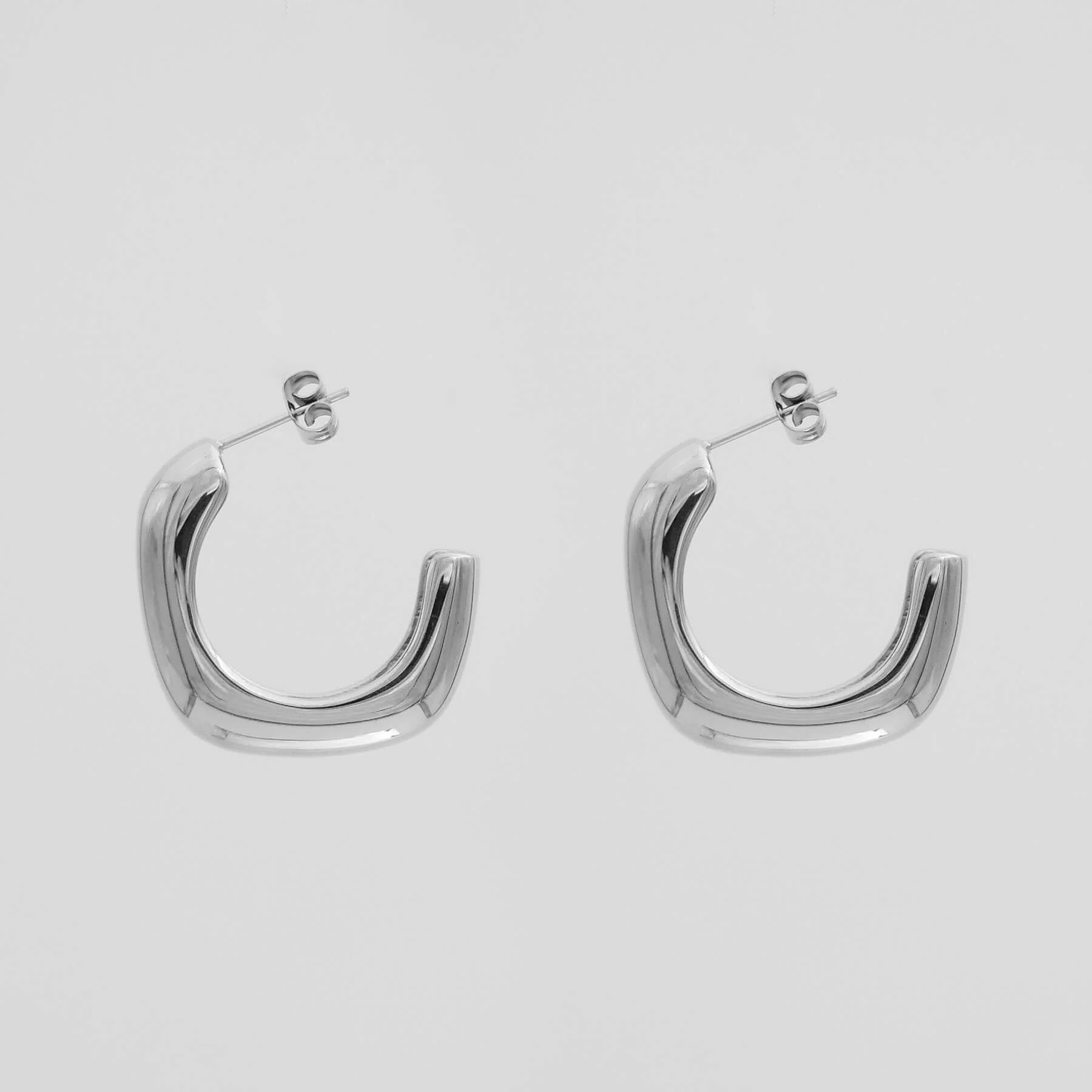 Alaia Earrings - Image 4