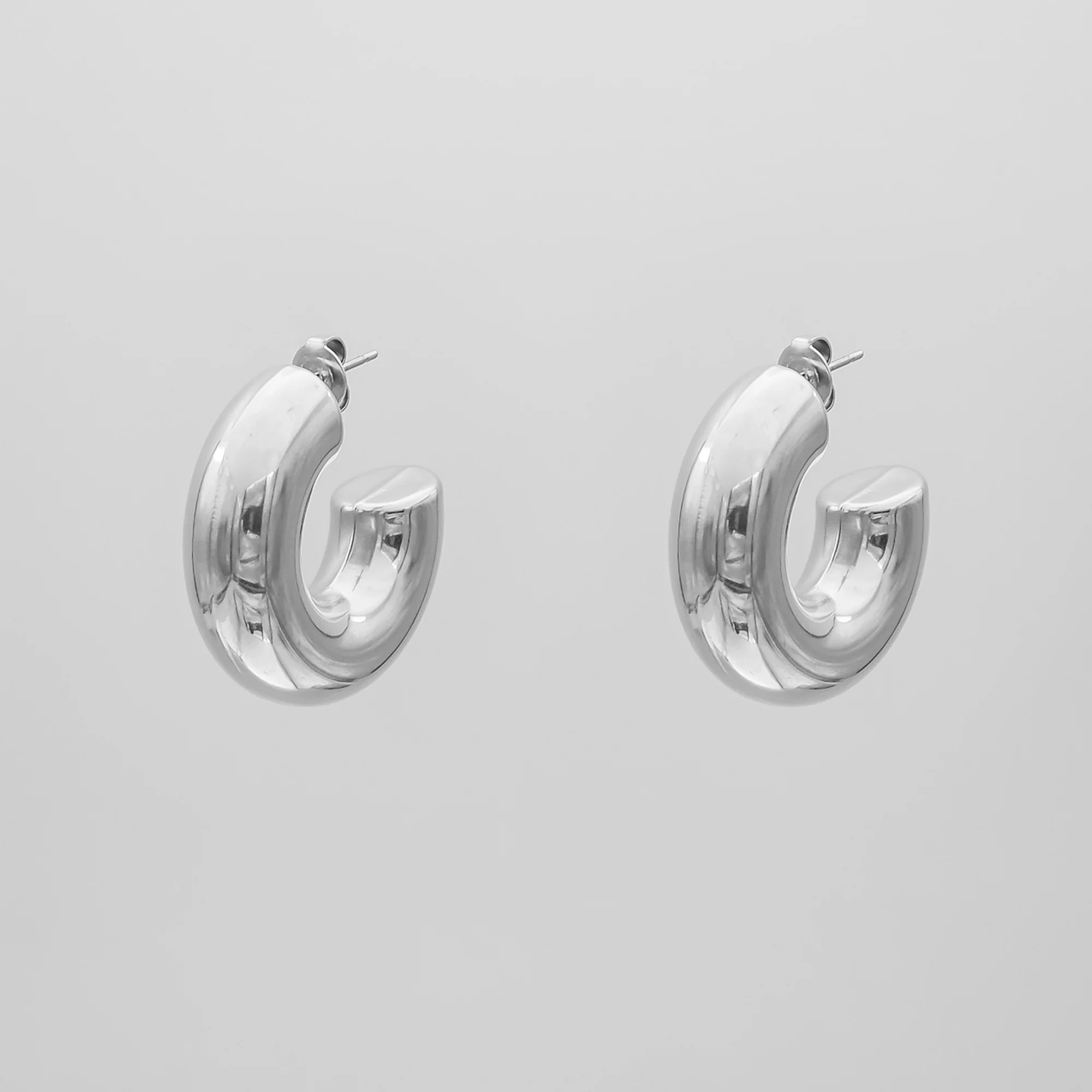 Alani Chunky Earrings - Image 5