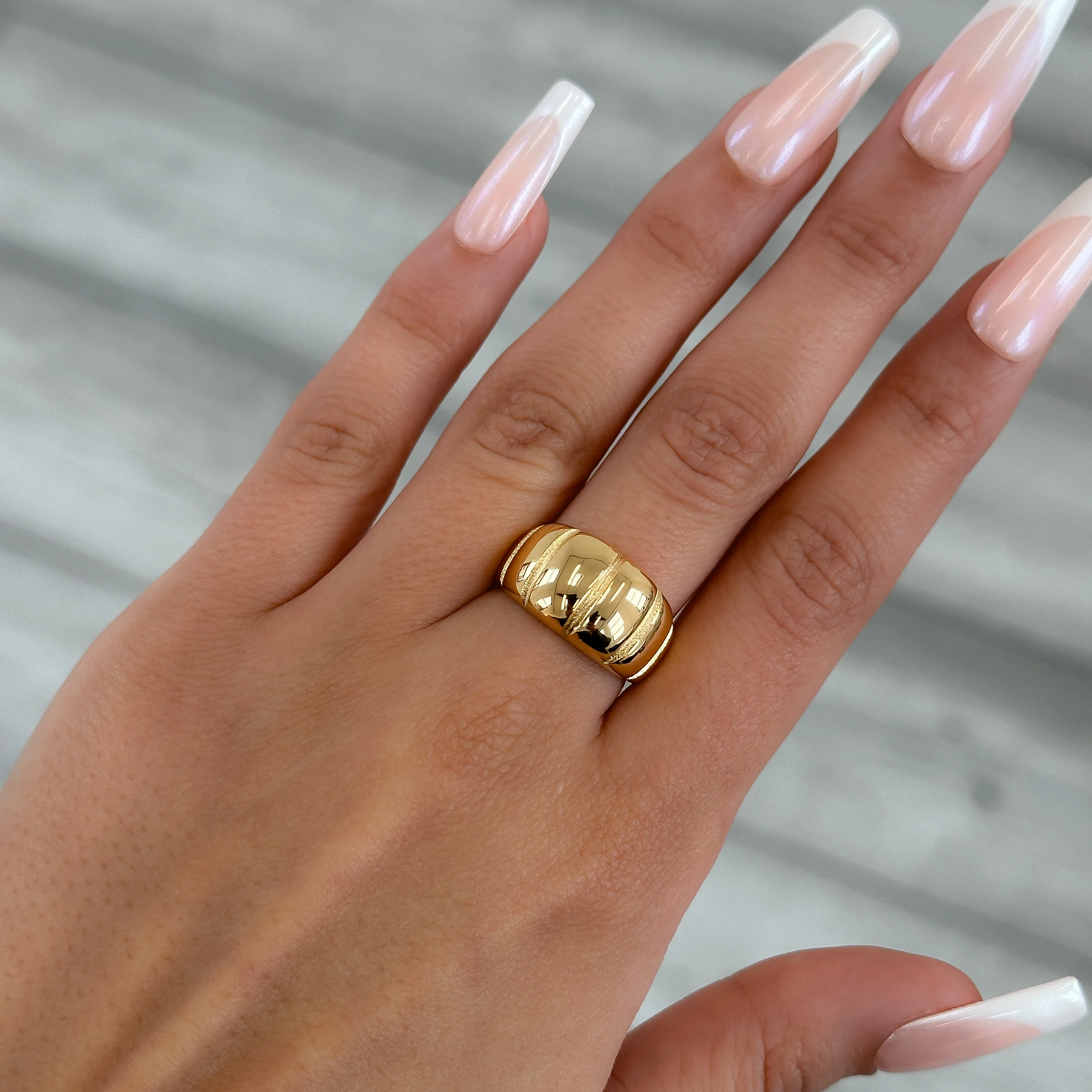 Alessia Chunky Ribbed Ring - Image 6