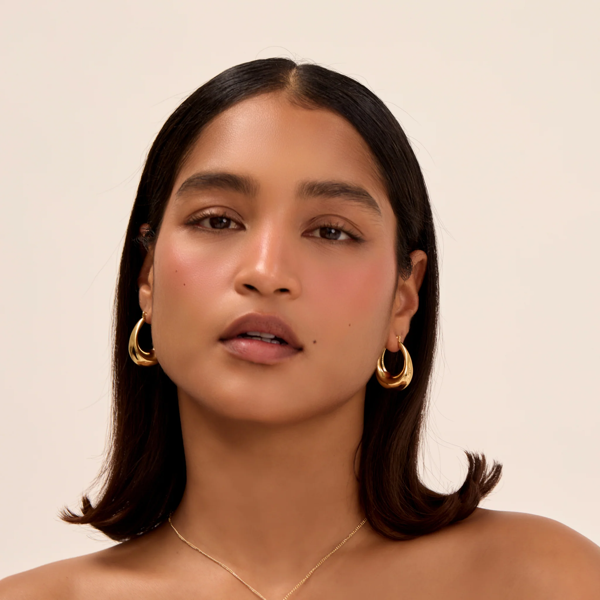 Alyssa Hoop Earrings - Image 2