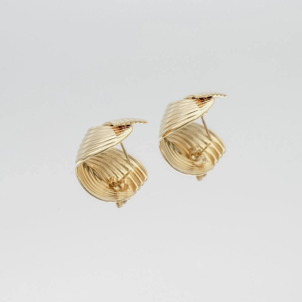 Amaya Fluted Fan Earrings - Image 4