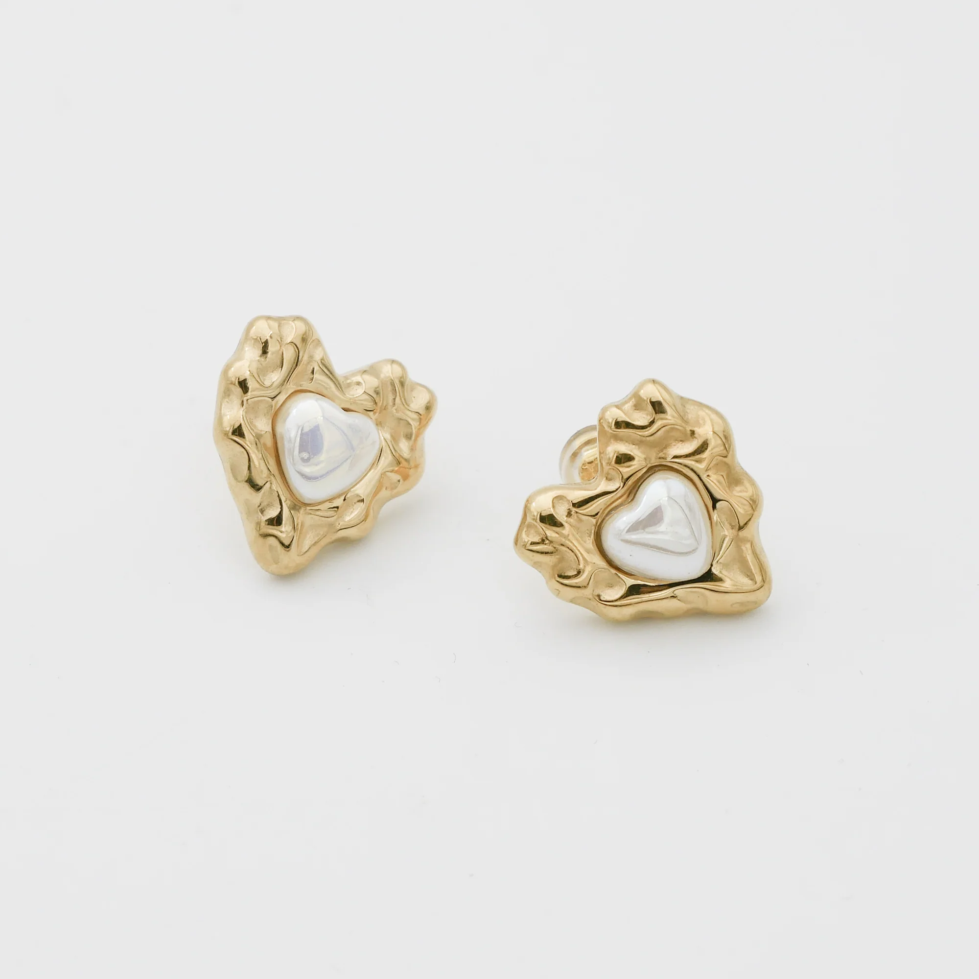 Amber Heart & Pearl Earrings - Image 4