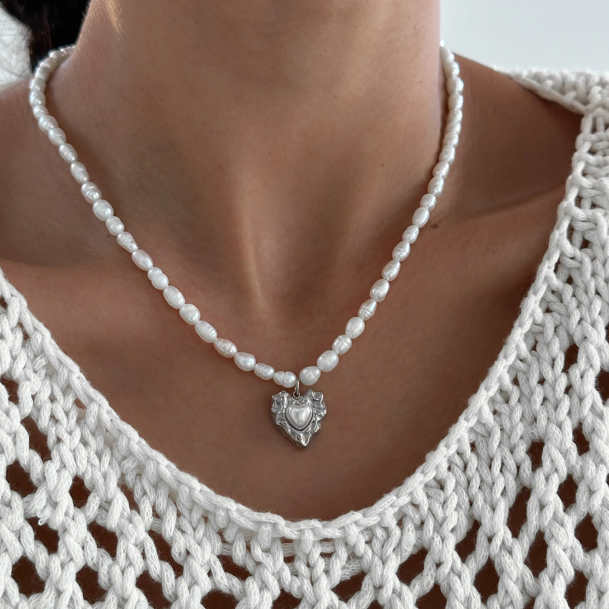 Amber Pearl Heart Necklace - Image 11
