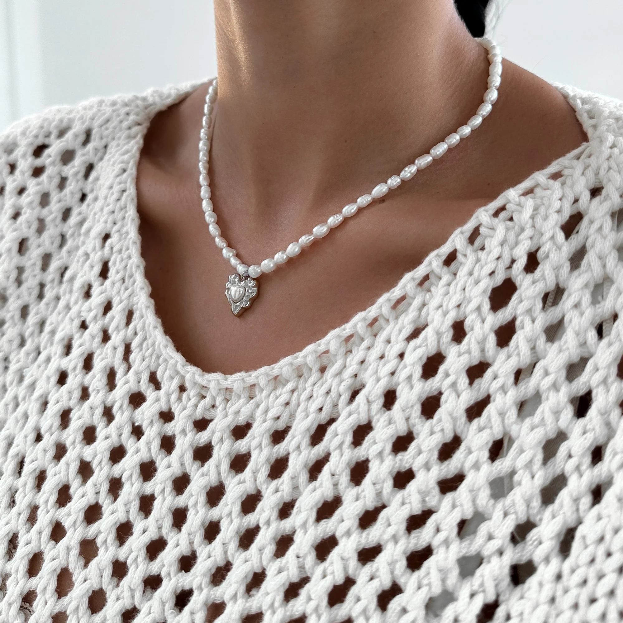 Amber Pearl Heart Necklace - Image 3