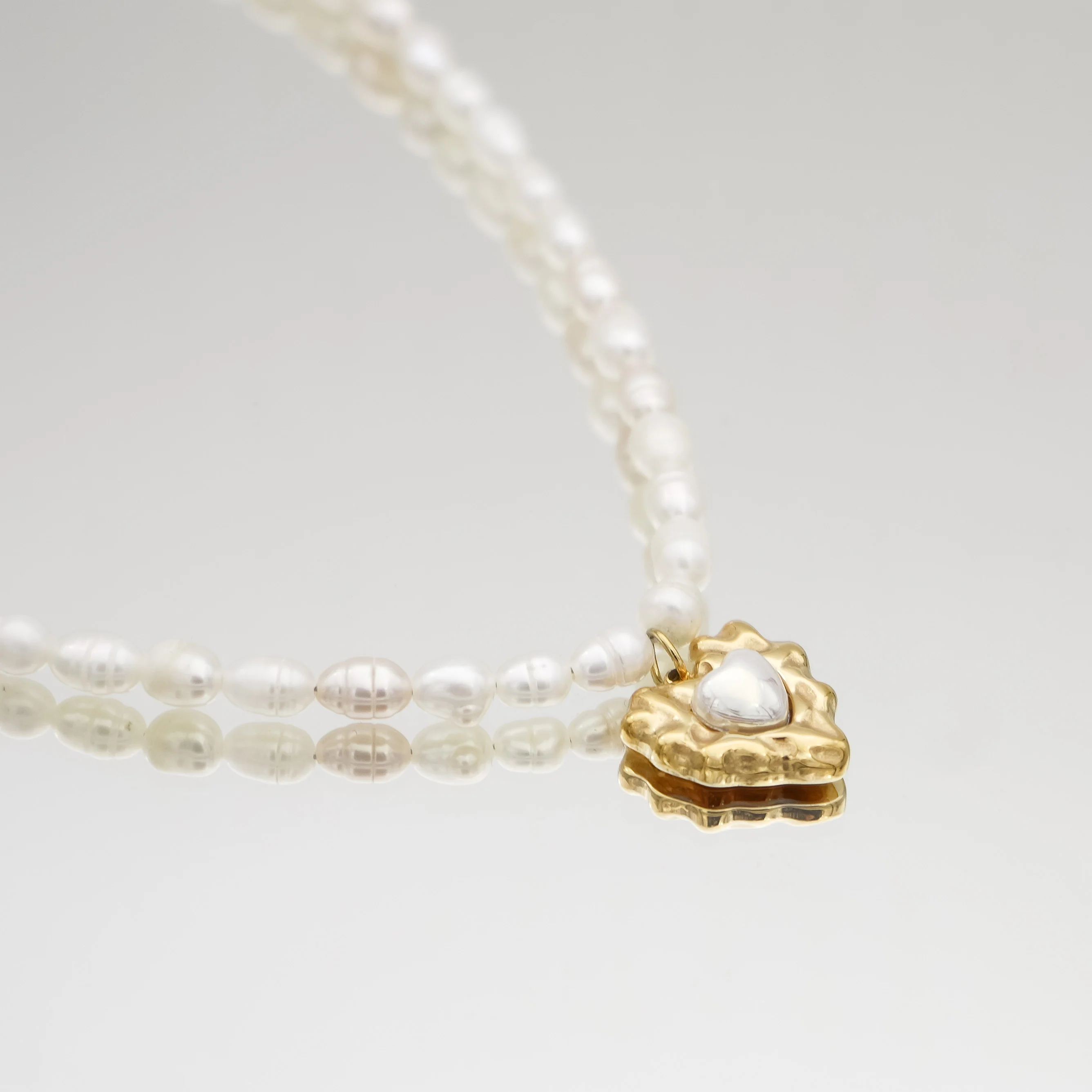 Amber Pearl Heart Necklace - Image 9