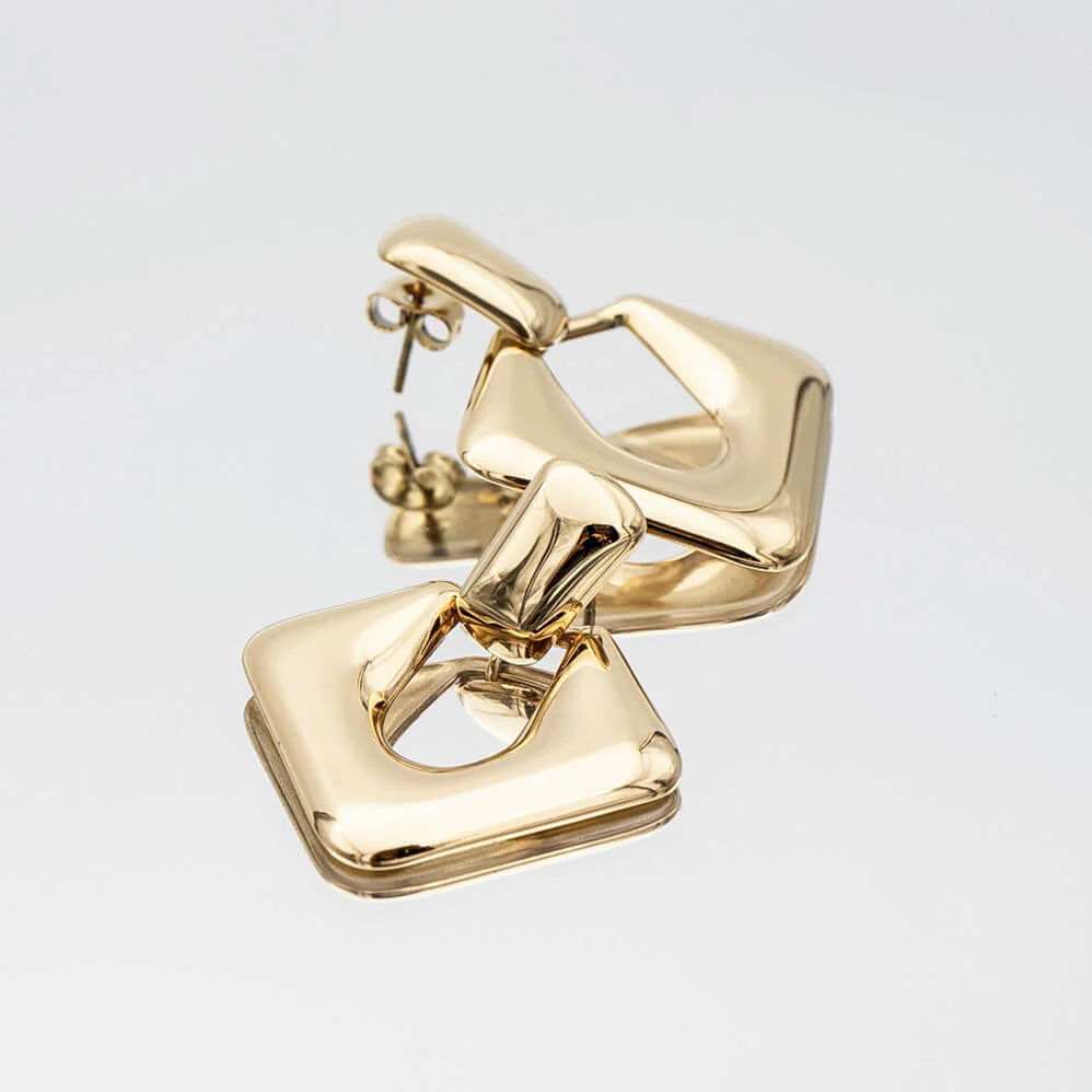 Anika Link Drop Earrings - Image 3