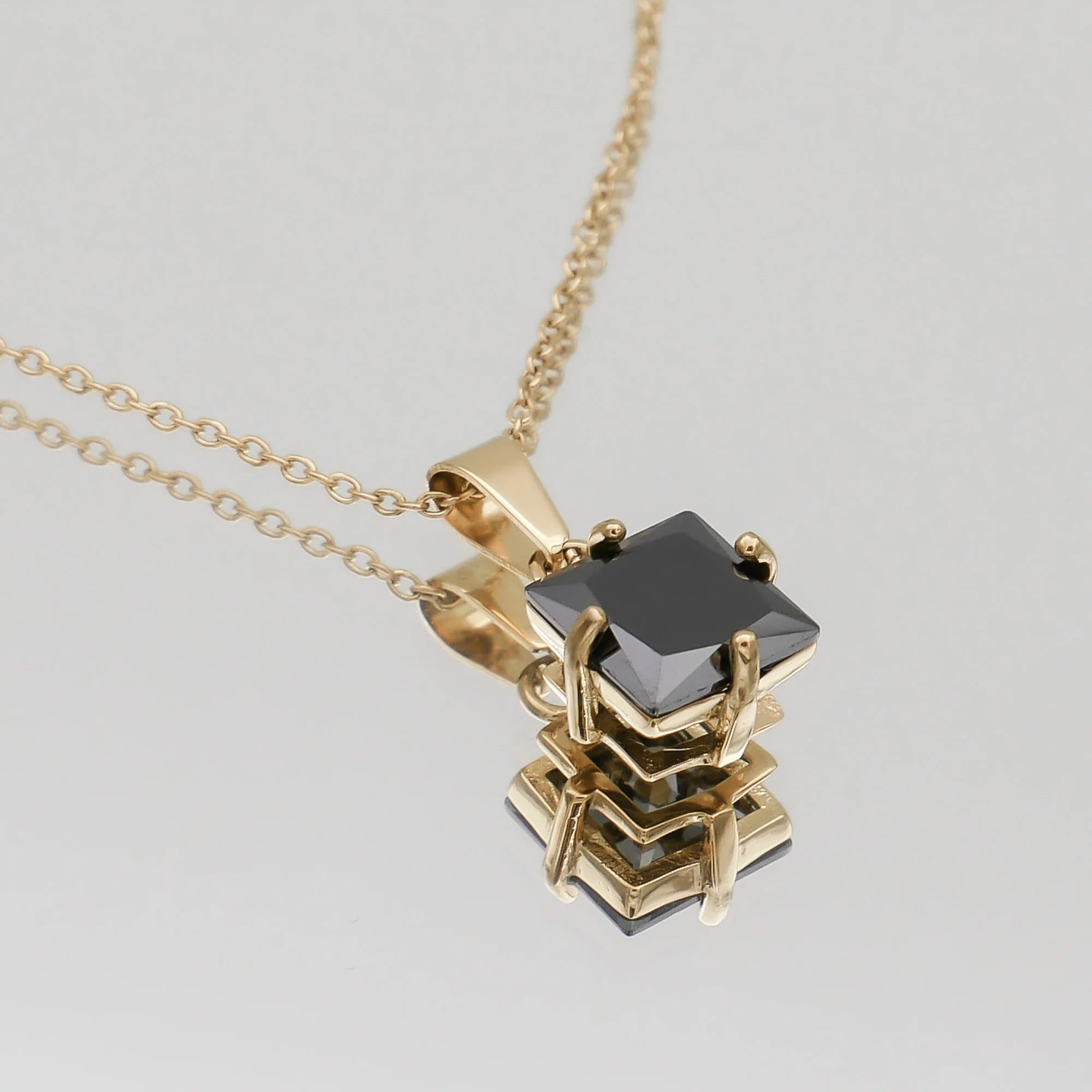 Asha Gemstone Necklace - Image 3