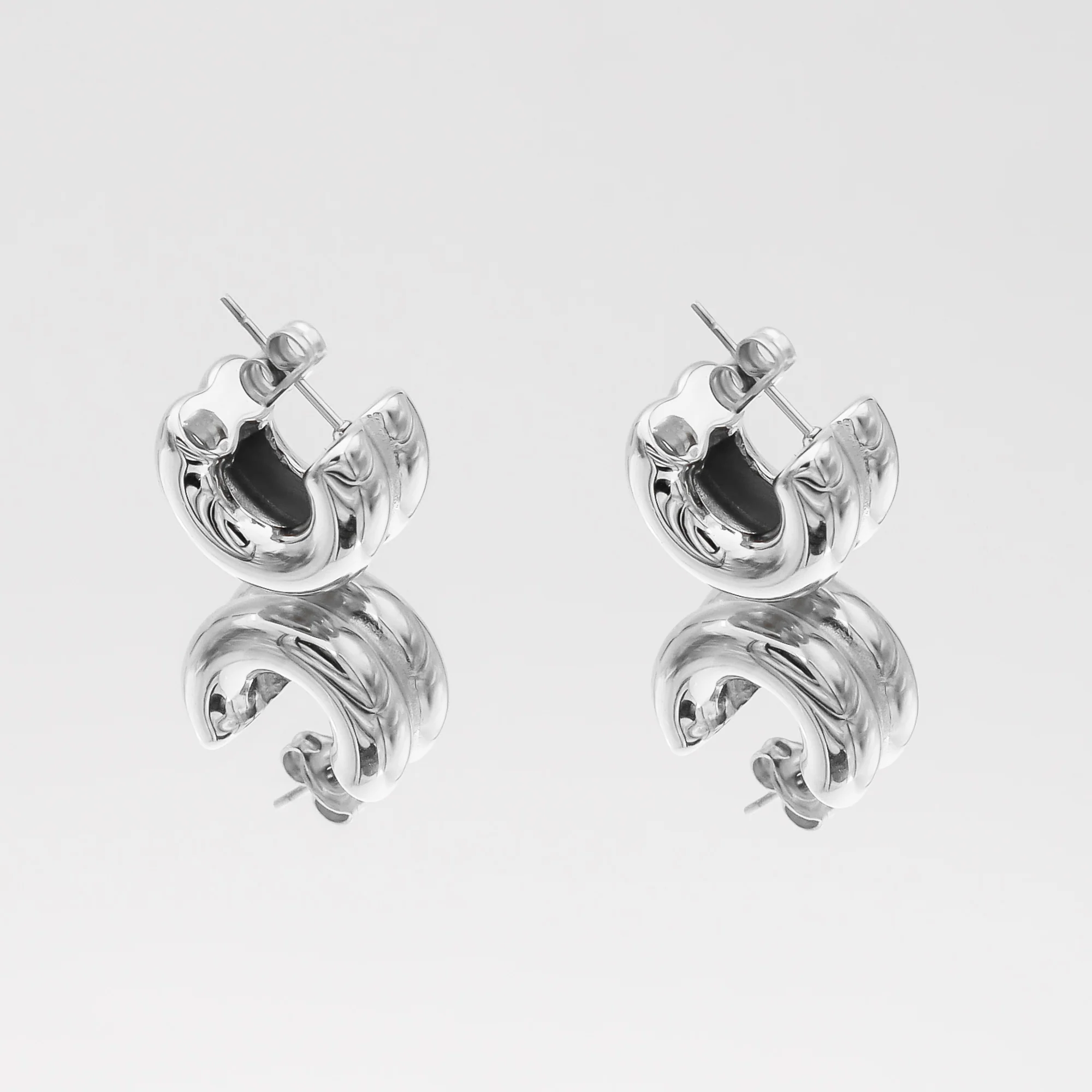 Bonnie Huggie Earrings - Image 12