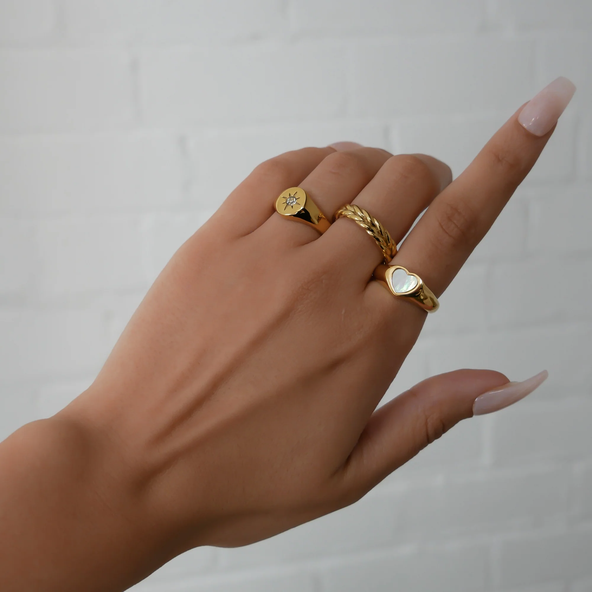 Carys Heart Ring - Image 6