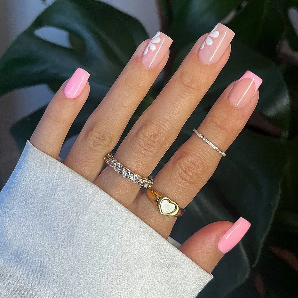 Carys Heart Ring - Image 8