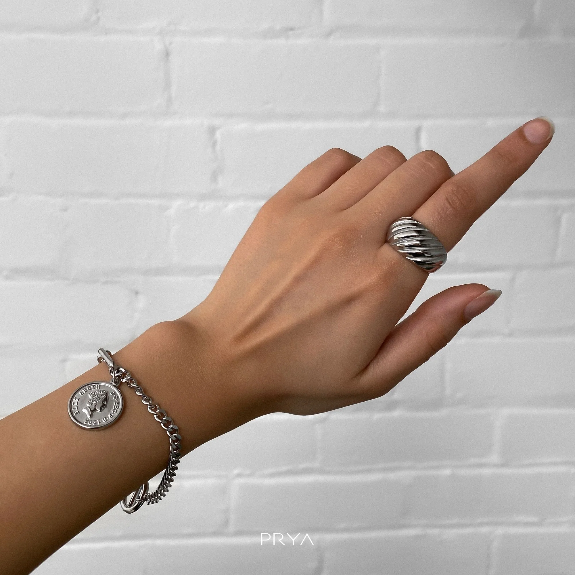 Coin Link Bracelet - Image 3