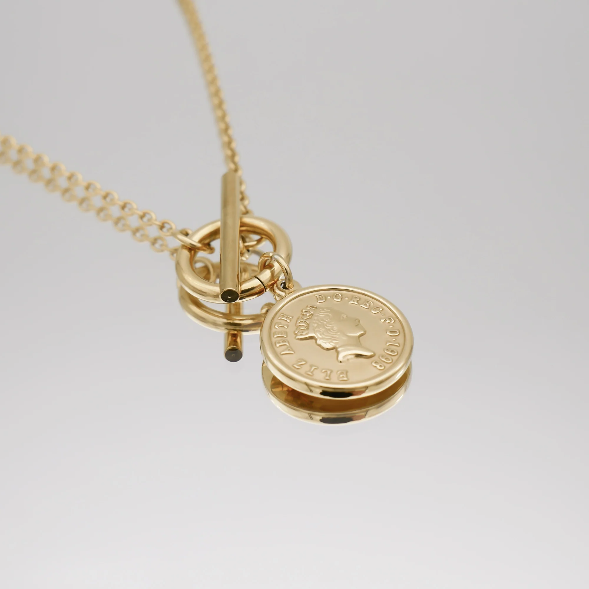 Coin Pendant Necklace | Gold - Image 2
