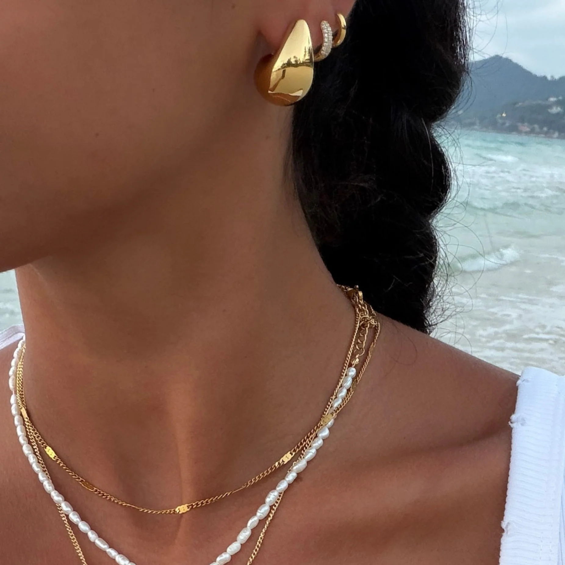 Ella Drop Earrings - Image 2