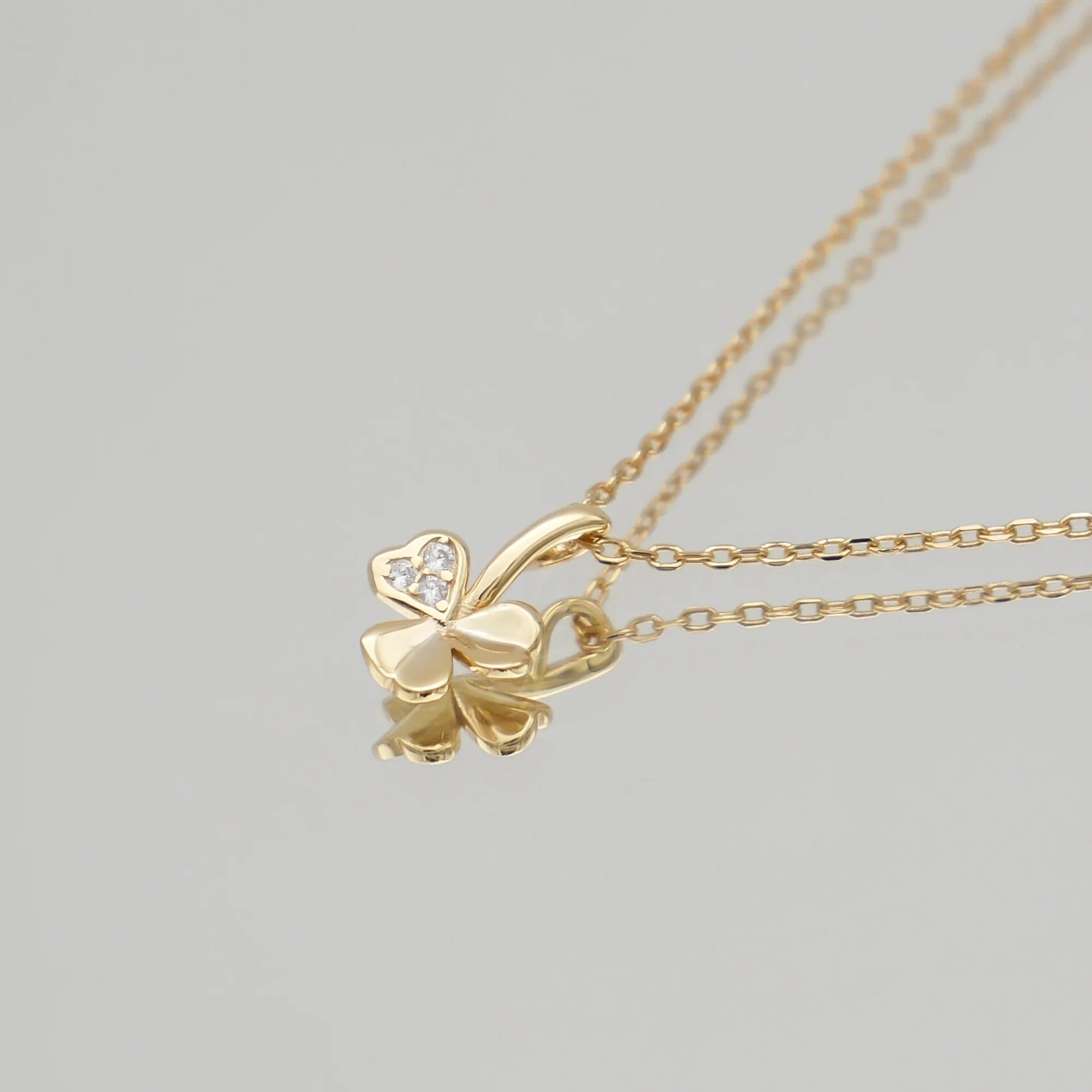Felicity Mini clover necklace - Image 2