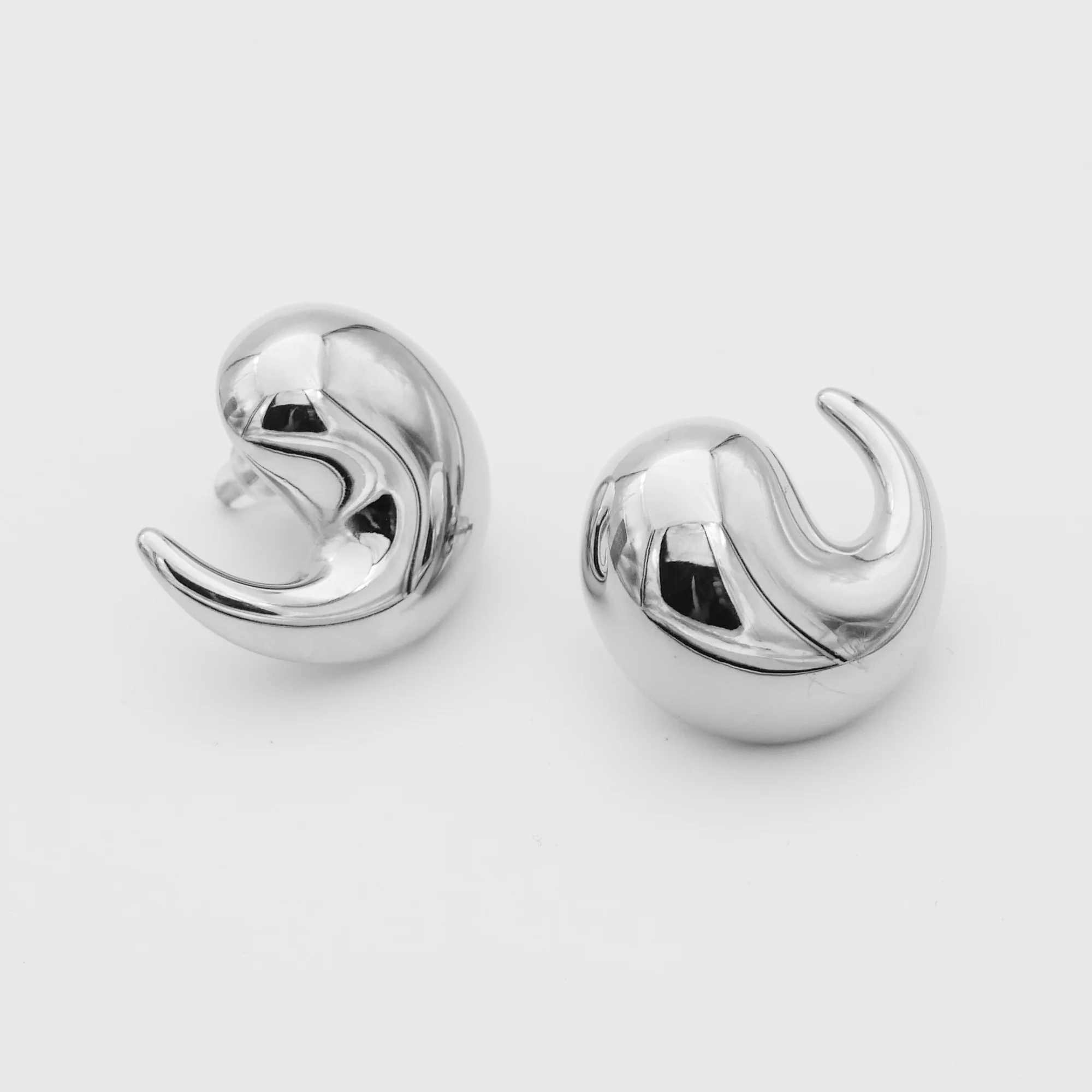 Fia Earrings - Image 5