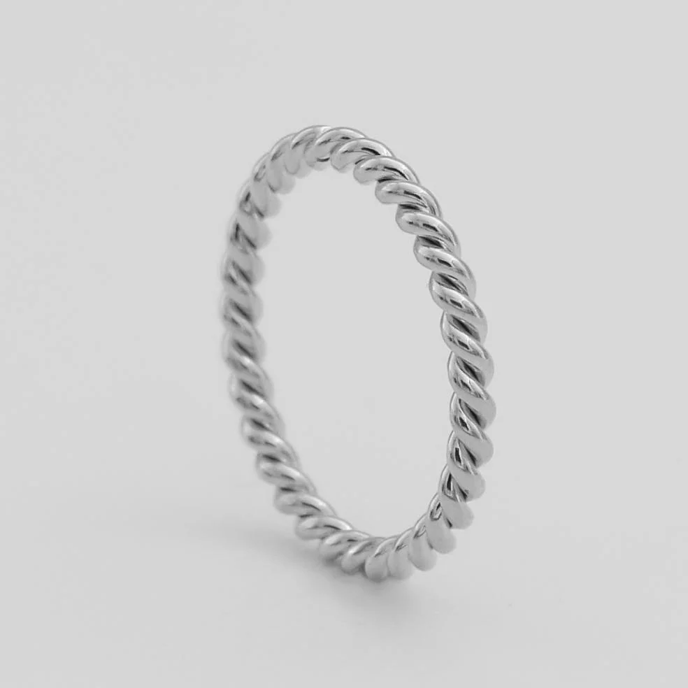 Fine Twisted Ring - Image 4