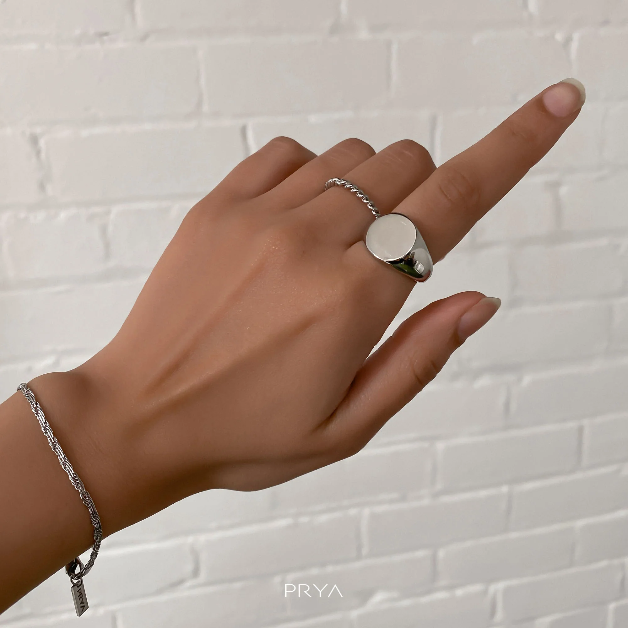 Fine Twisted Ring - Image 8