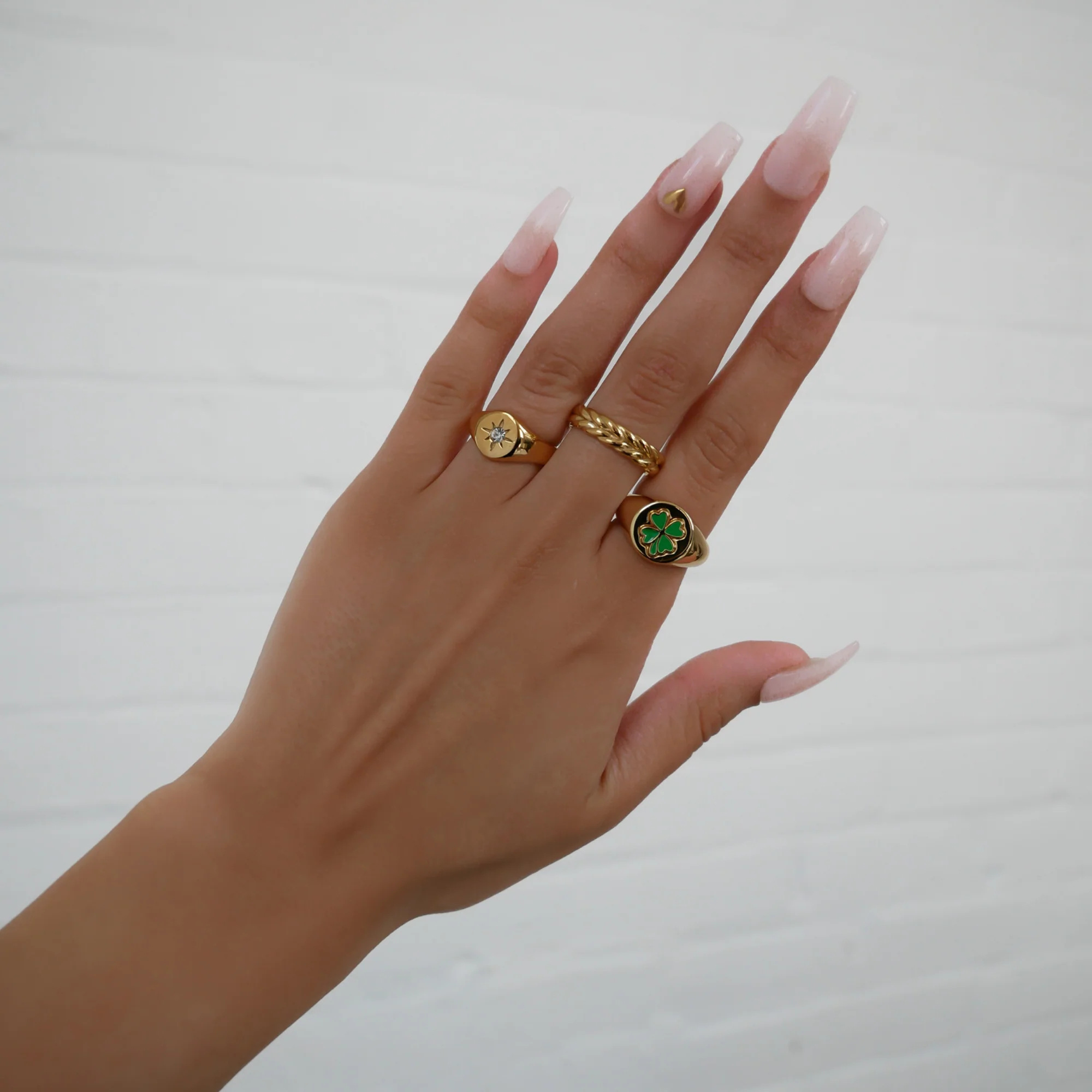 Four Leaf Clover Signet Ring - Image 4