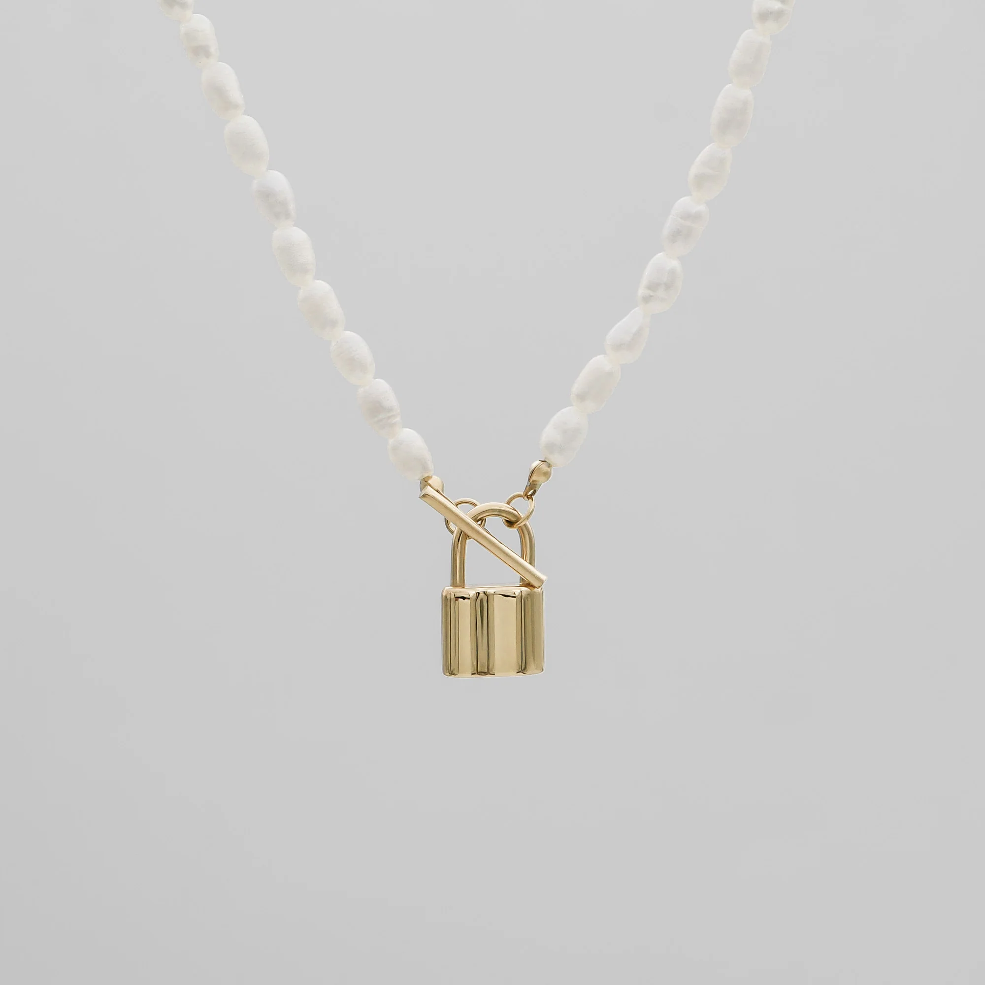 Freya Pearl Lock Necklace - Image 3