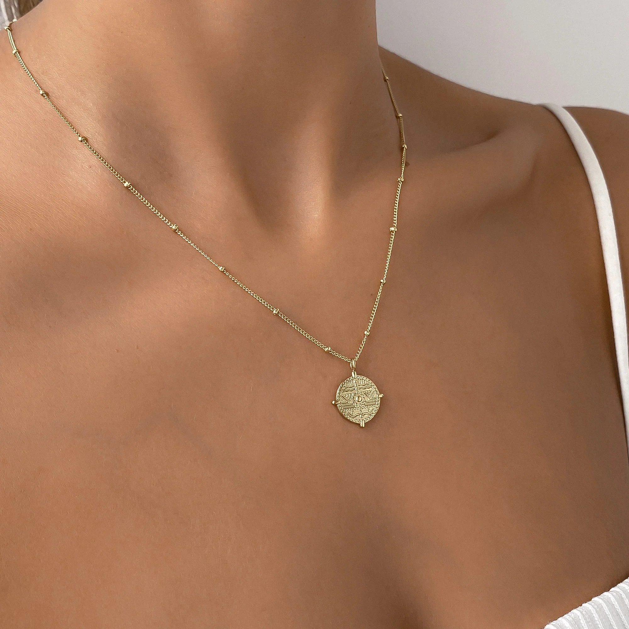Gia Pendant Necklace - Image 4