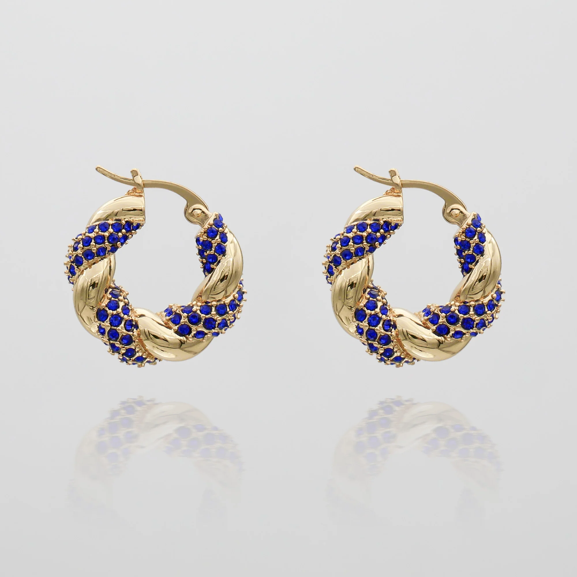 Gia Twisted Earrings - Image 6