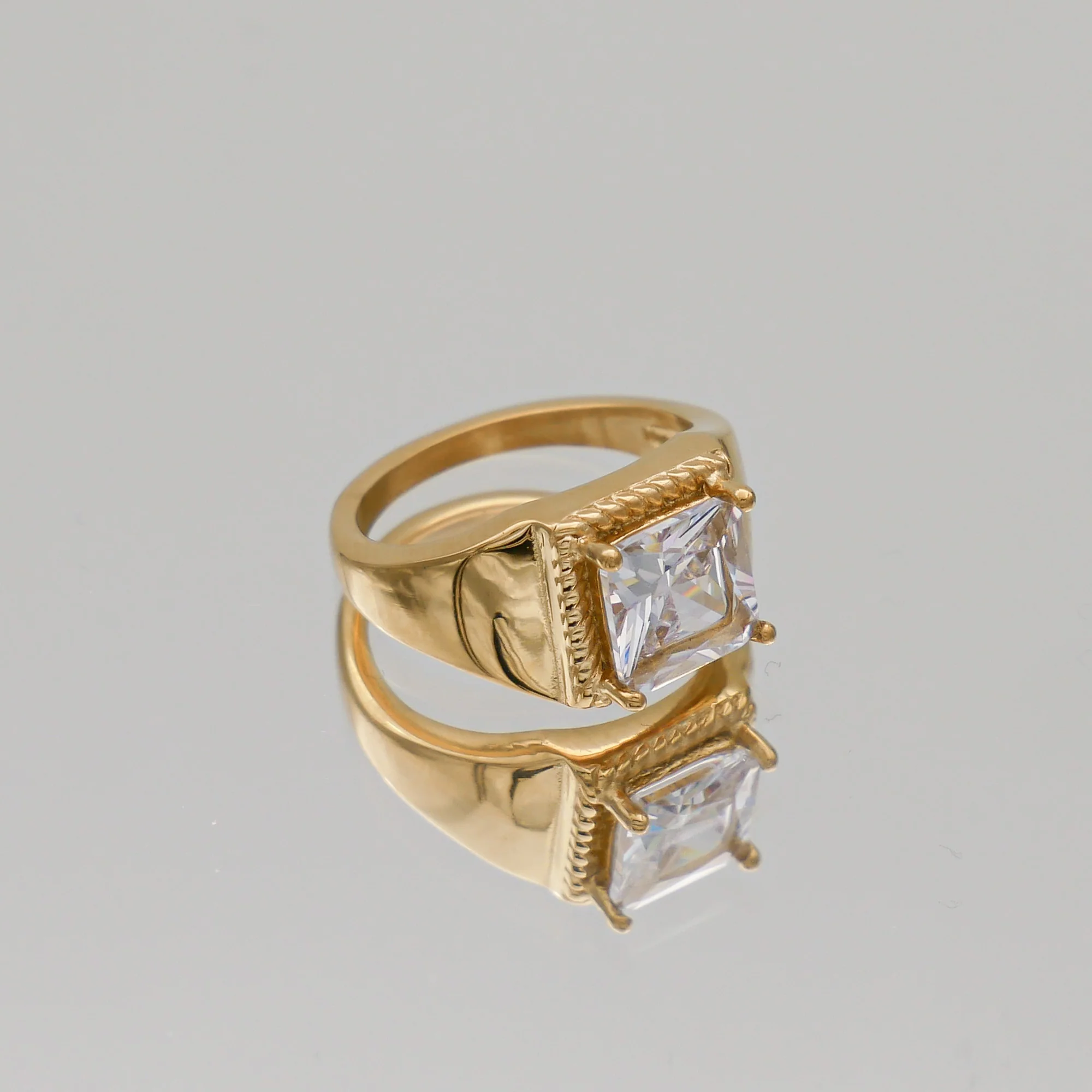 Hana Gemstone Signet Ring - Image 9