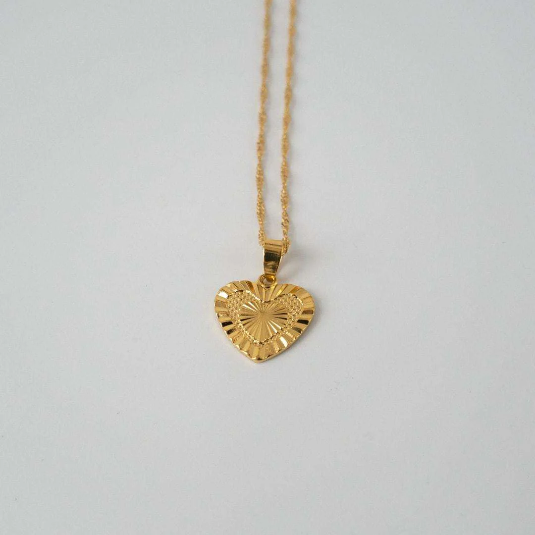 Heart Pendant Necklace - Image 3