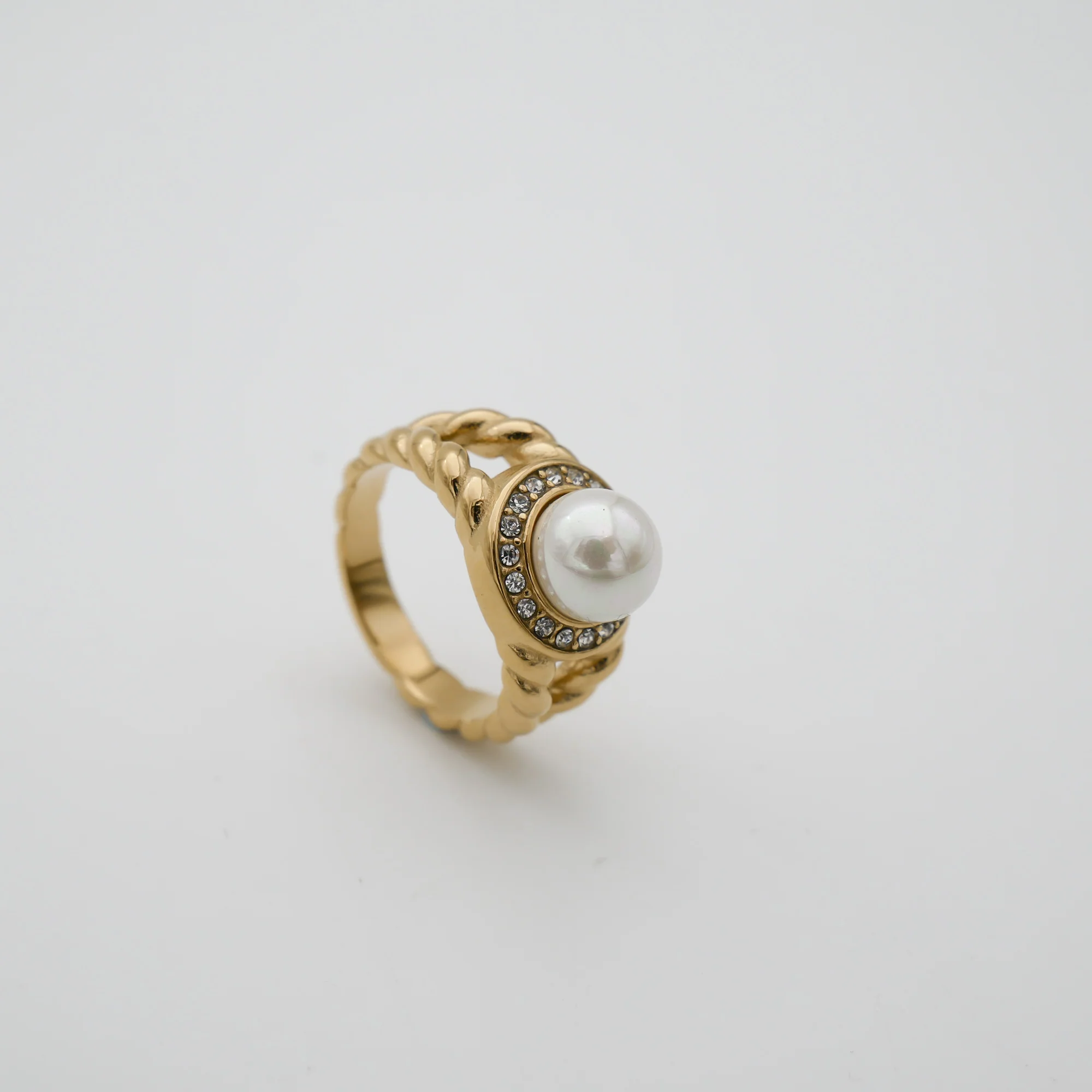 Ivana Pearl Ring - Image 5