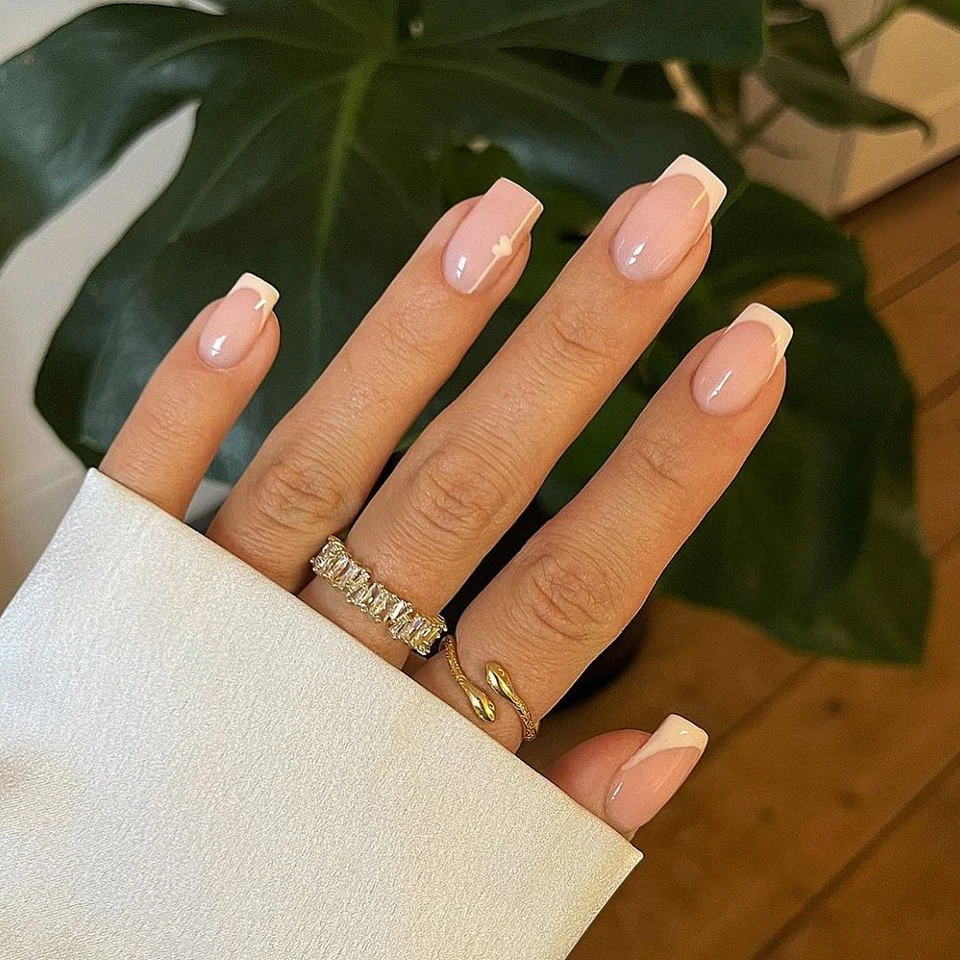 Jada Baguette Cut CZ Adjustable Ring | Gold - Image 6