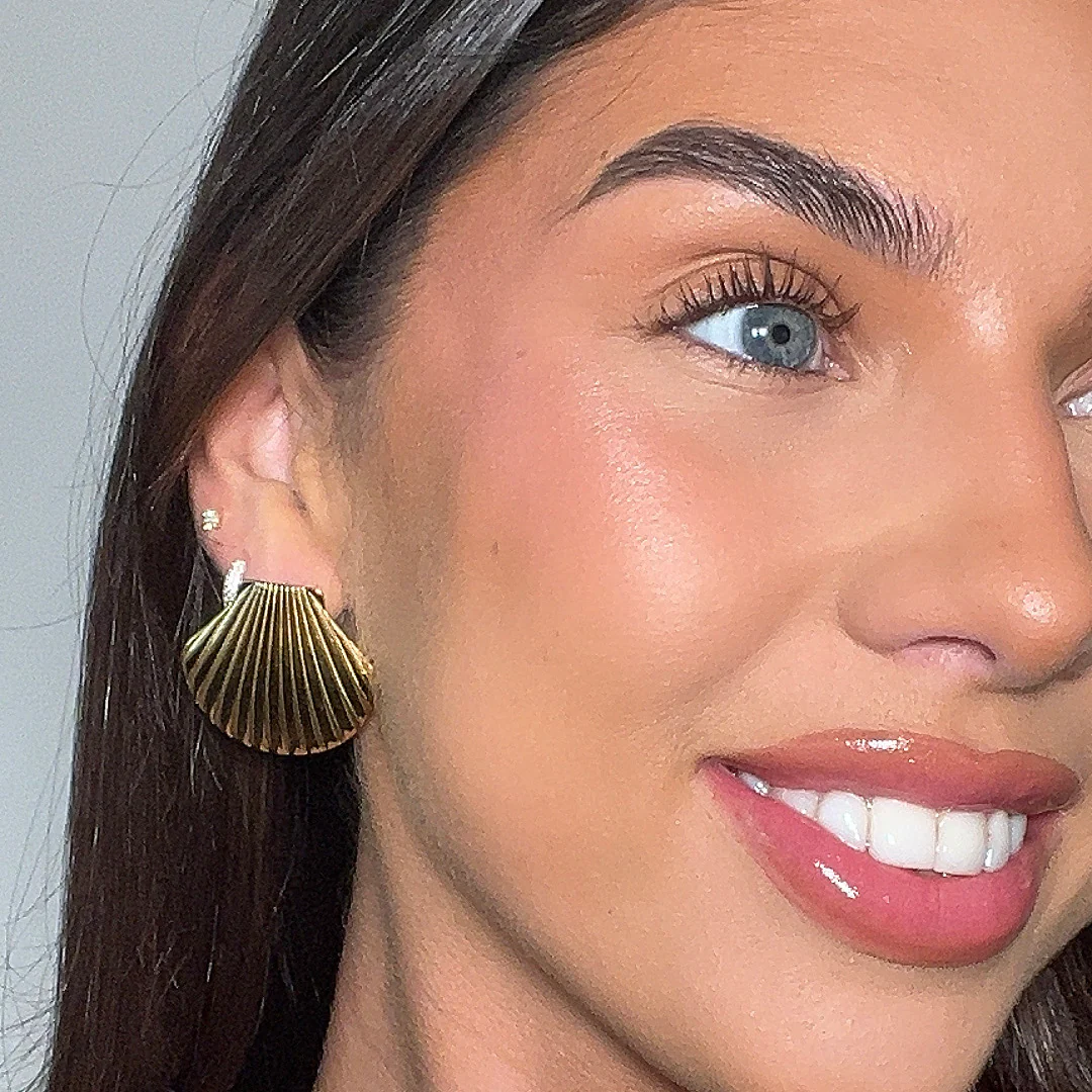 Kailani Seashell Earrings - Image 2