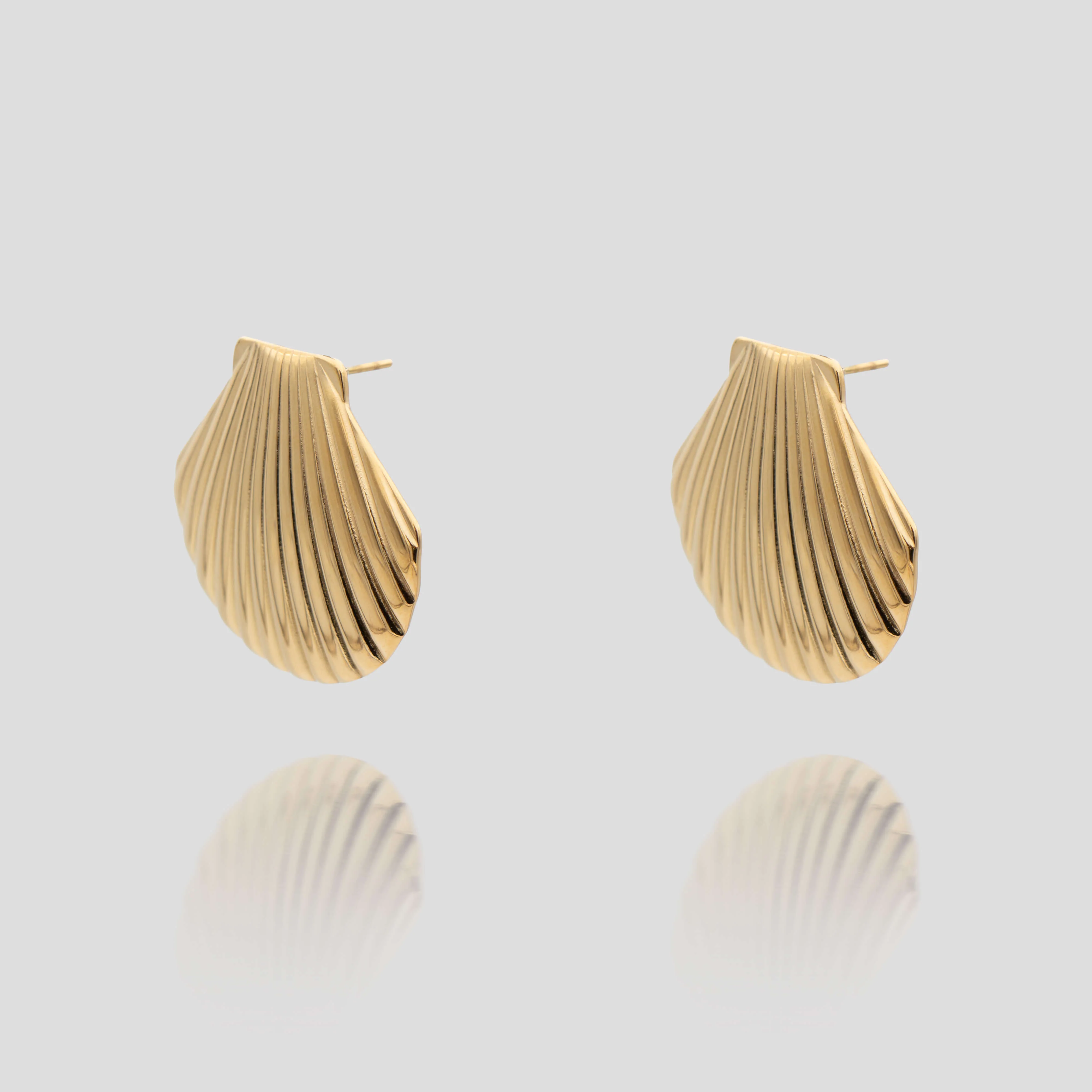 Kailani Seashell Earrings - Image 3