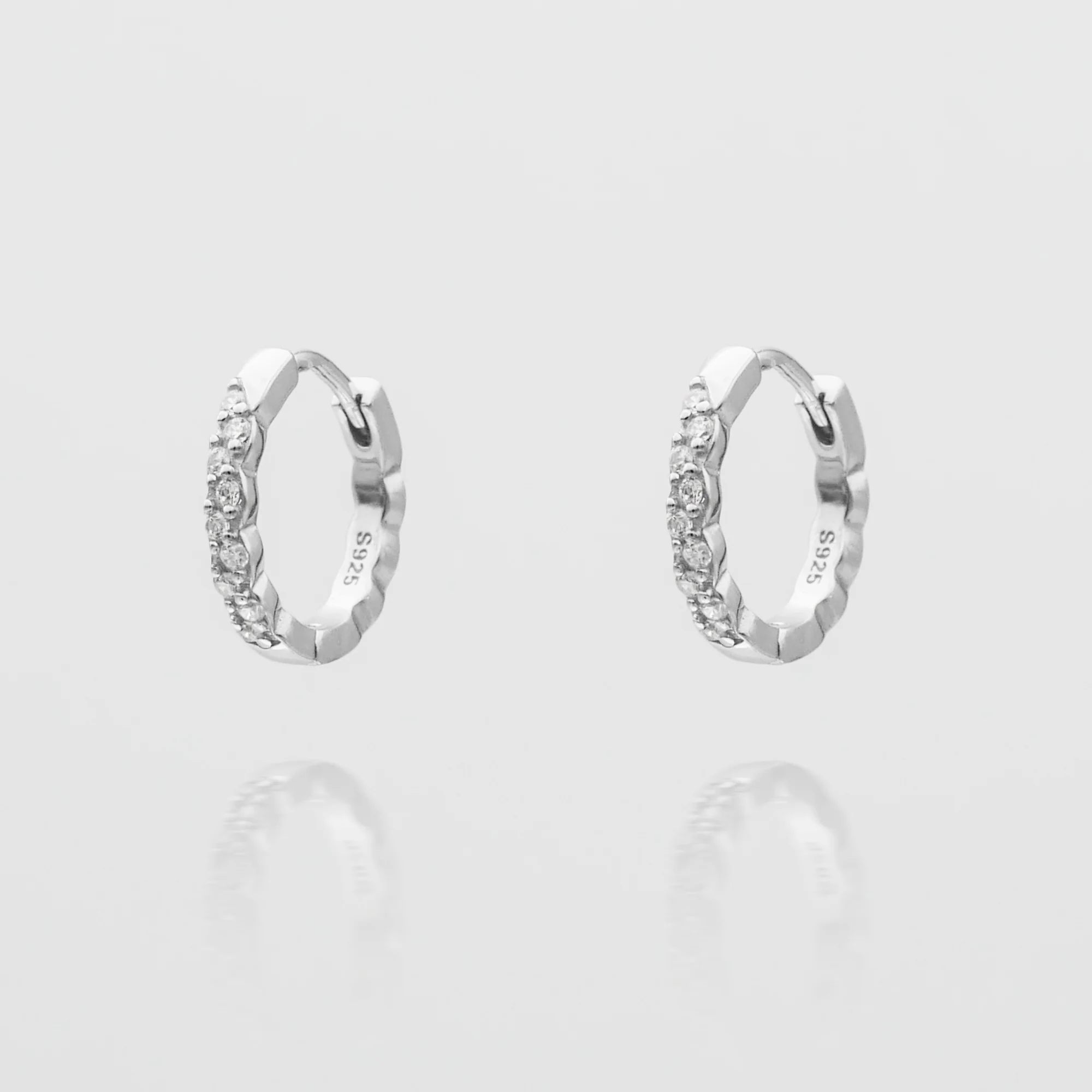 Kasia Huggie Earrings - Image 2