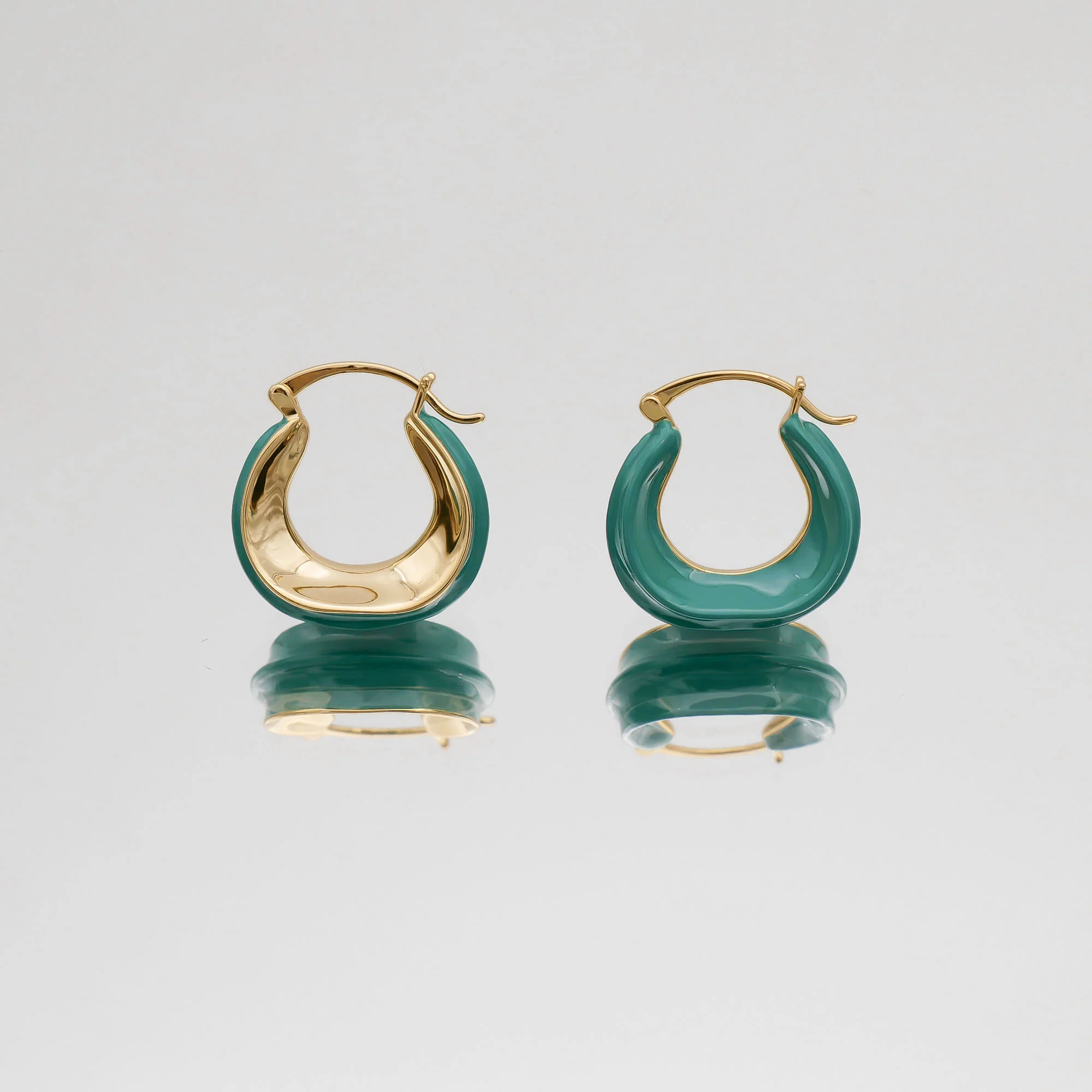 Katia Earrings Emerald - Image 3