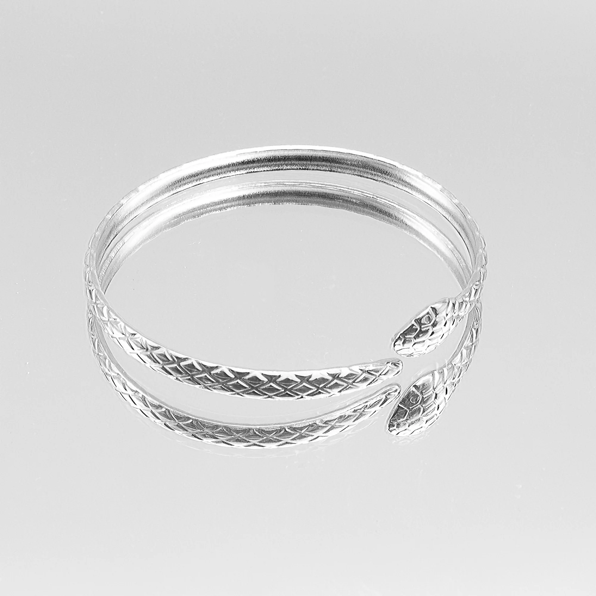 Kia Snake Bangle - Image 3
