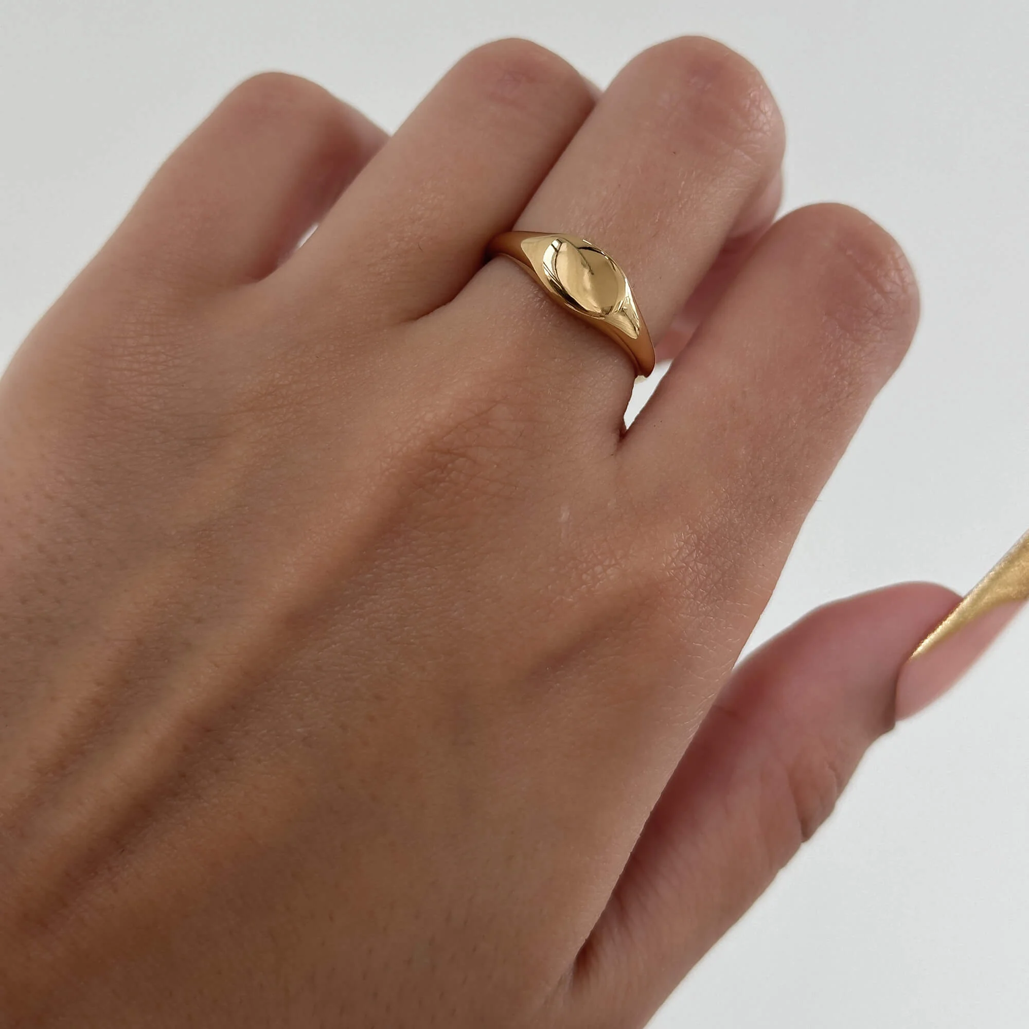 Kiara Signet Ring - Image 7