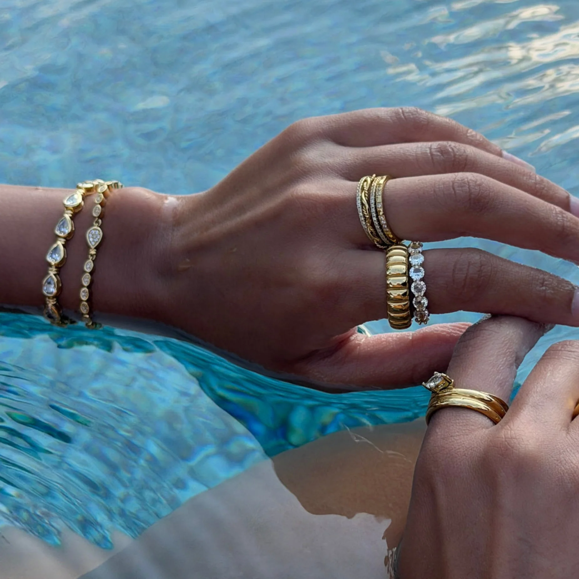 Aicha Twisted Ring - Image 3