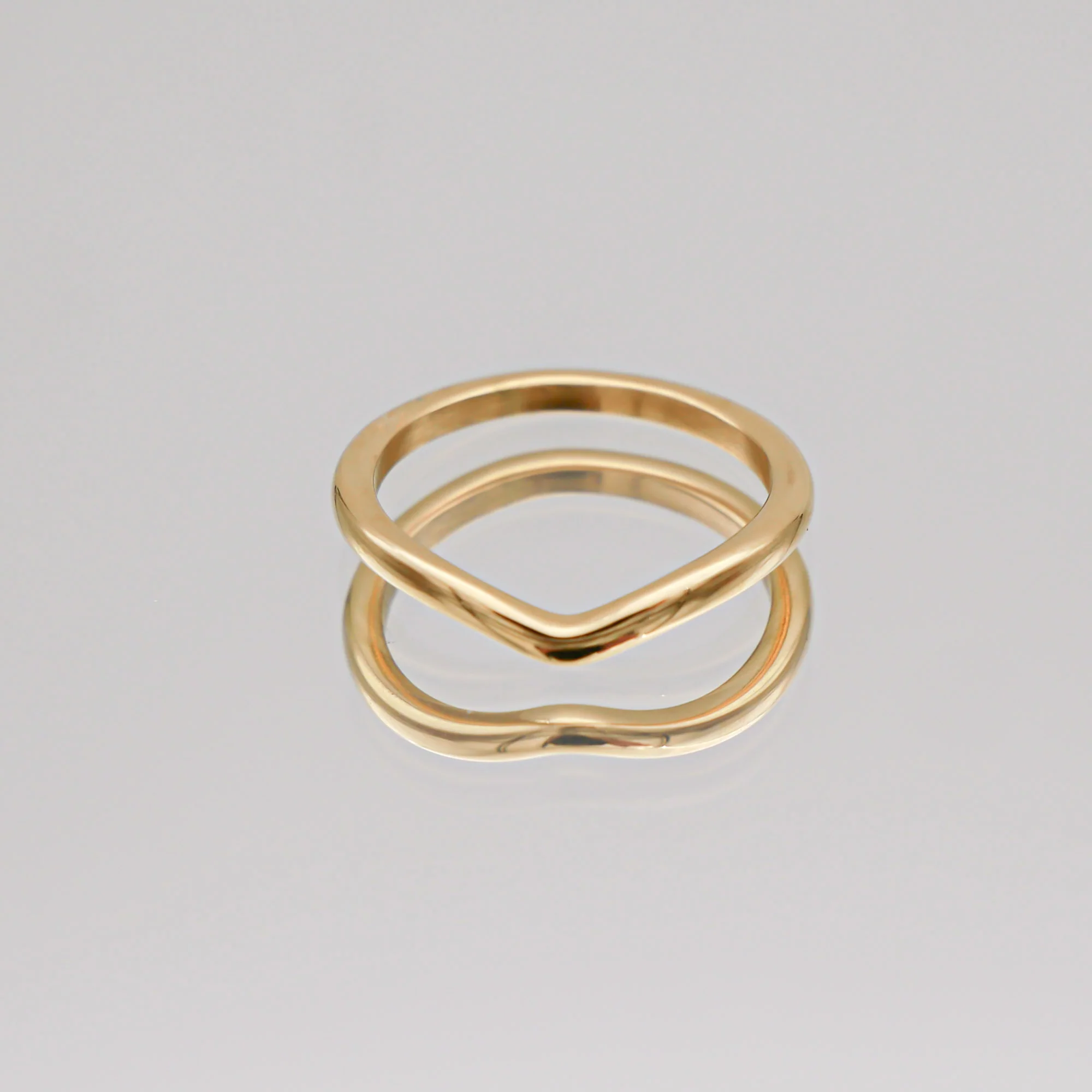 Leona Chevron Ring - Image 5