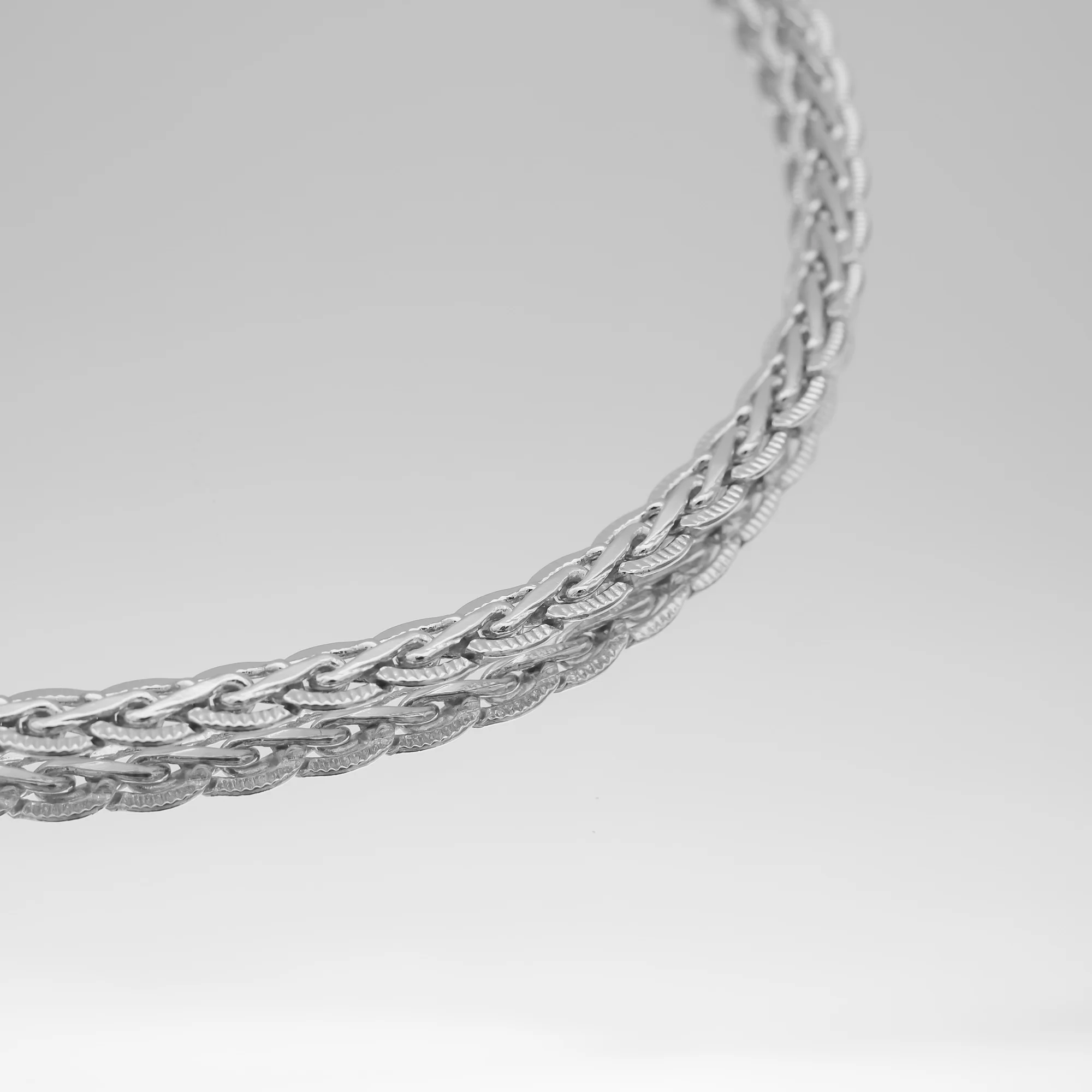 Liana Braided Chain - Image 9