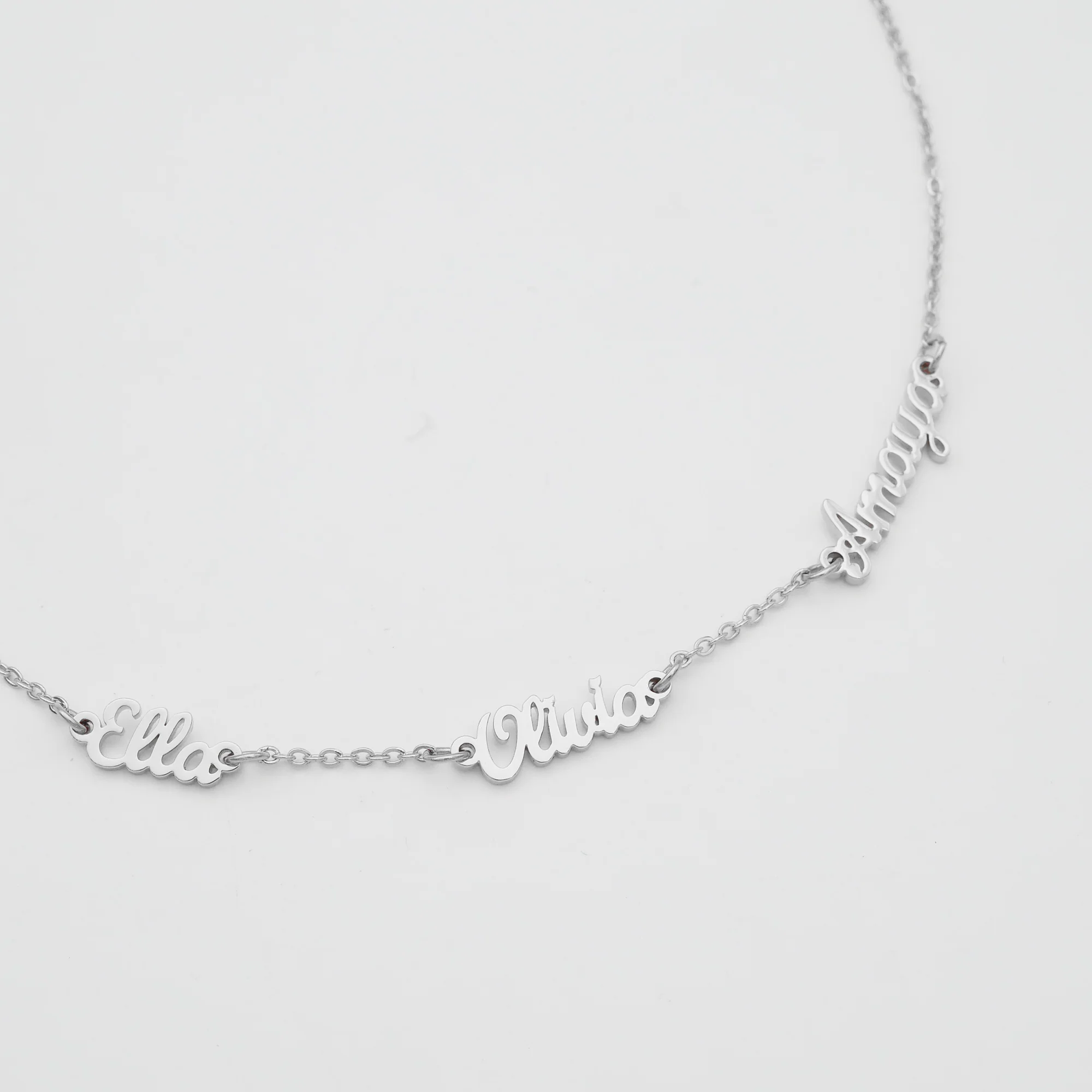 Miami Multiple Name Necklace - Image 8