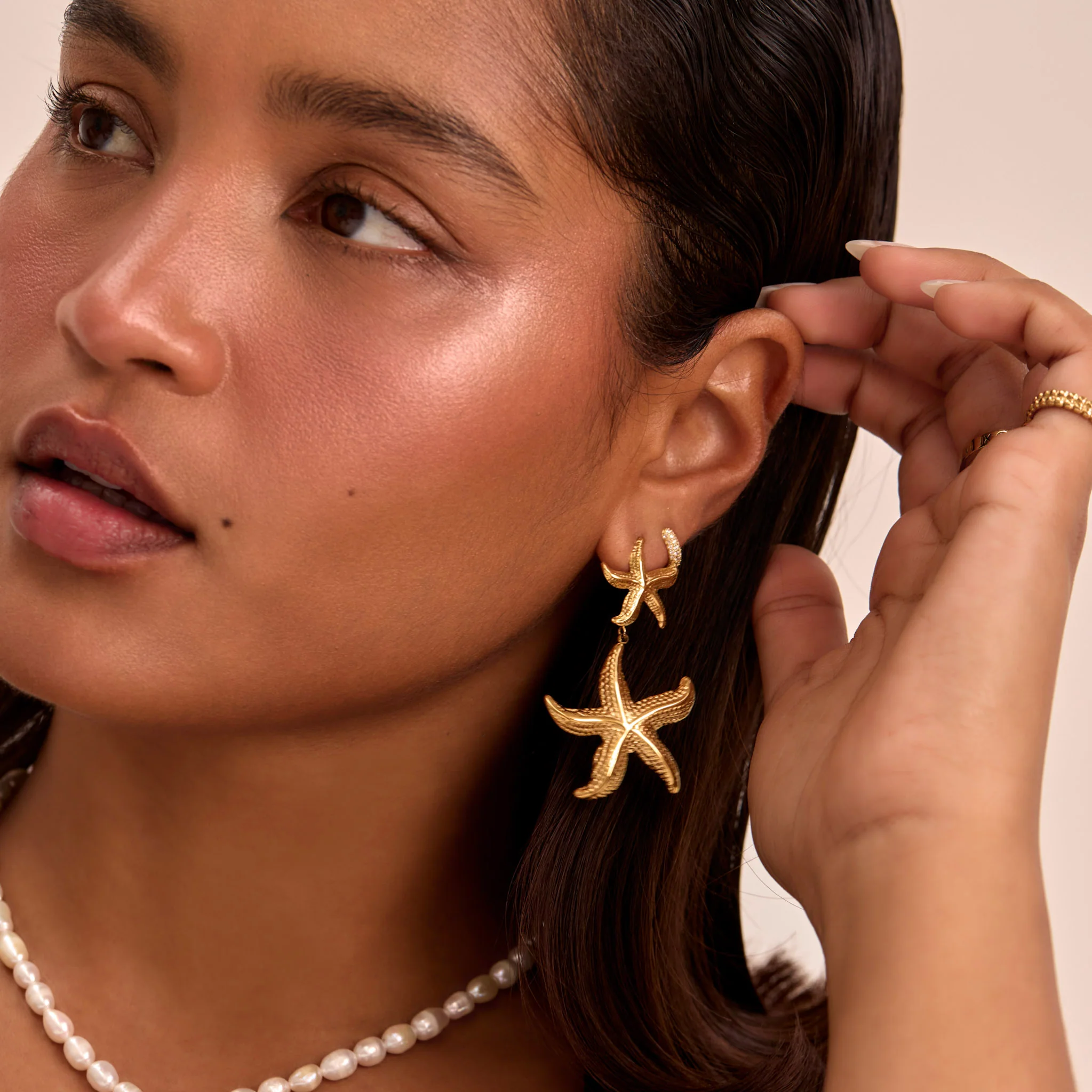 Mira Starfish Drop Earrings - Image 2