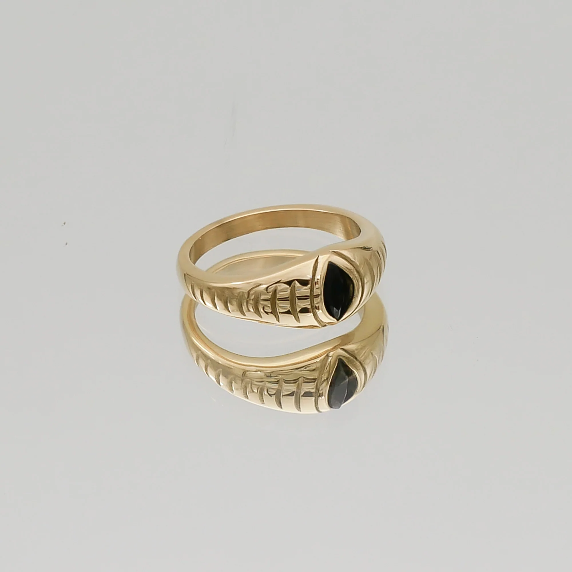 Phoenix Onyx Ring - Image 2