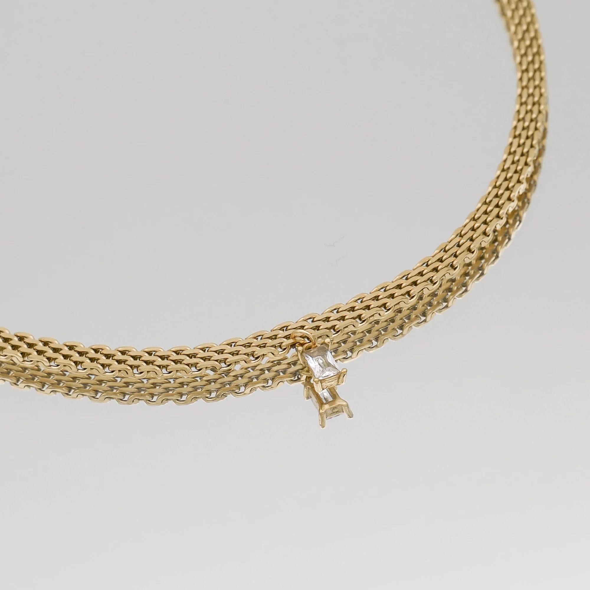 Raya Thin Necklace - Image 12