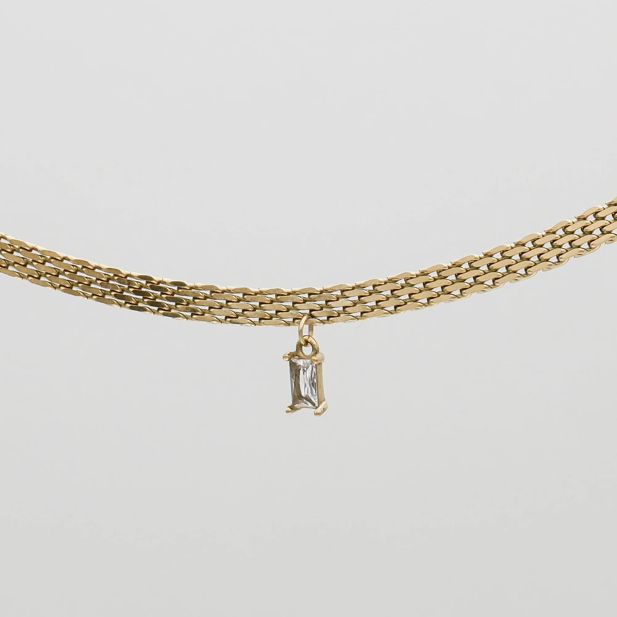 Raya Thin Necklace - Image 4