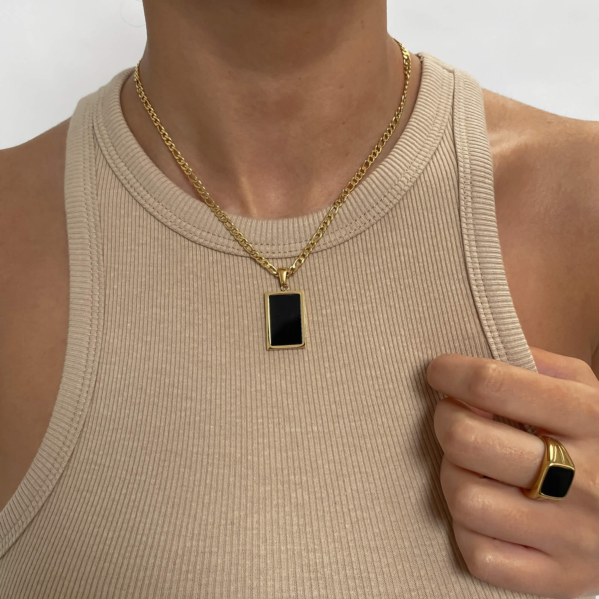 Saraya Onyx Tablet Necklace - Image 2