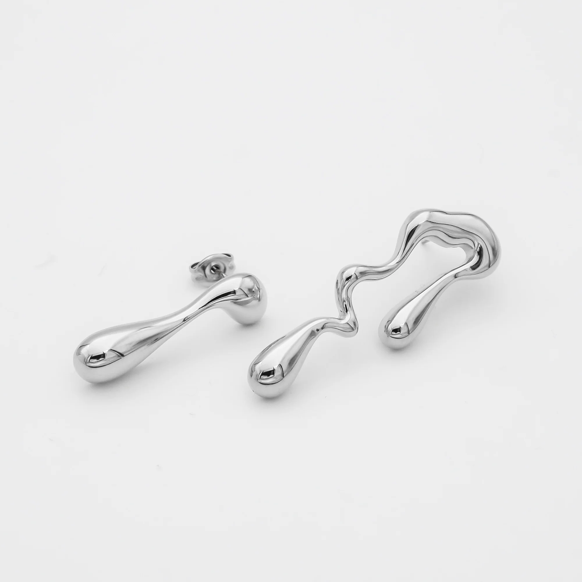 Soraya Asymmetric Drop Earrings - Image 4