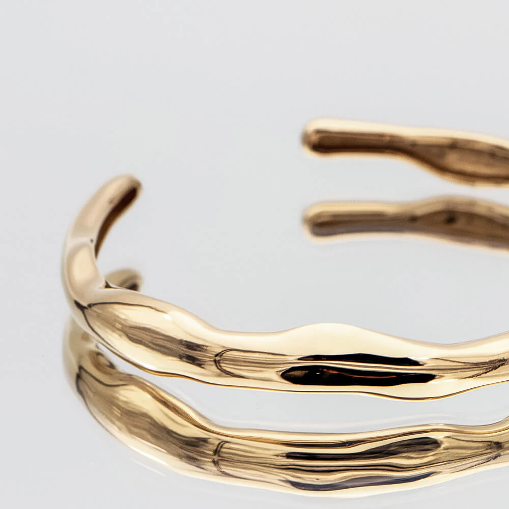 Thea Wave Bangle - Image 6